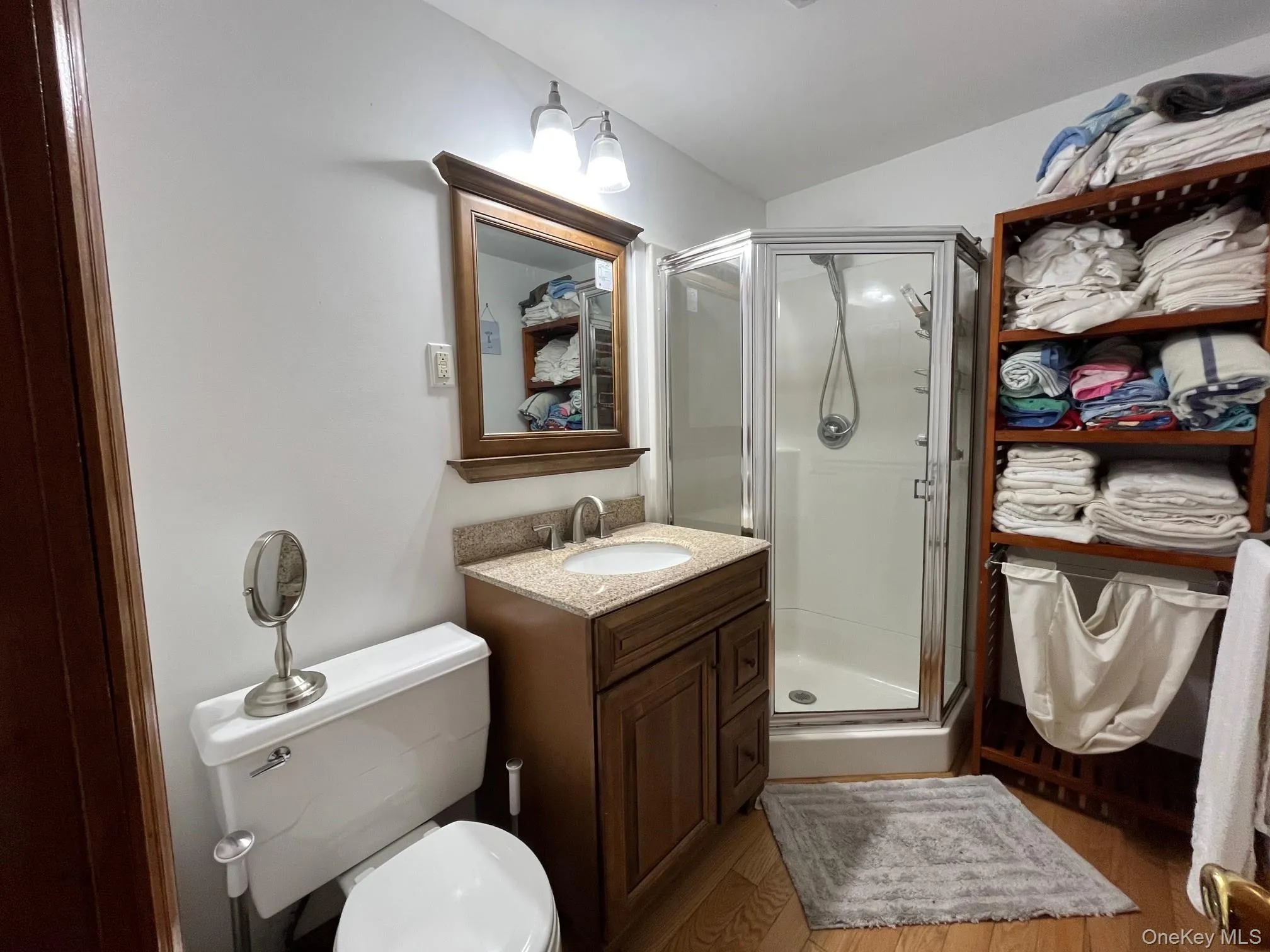 896 Evergreen, Islip, NY, 3 Bedrooms Bedrooms, 5 Rooms Rooms,2 BathroomsBathrooms,Residential Lease,For Rent,Evergreen,0,989590 896 Evergreen, Islip, NY, 3 Bedrooms Bedrooms, 5 Rooms Rooms,2 BathroomsBathrooms,Residential Lease,For Rent,Evergreen,0,989590