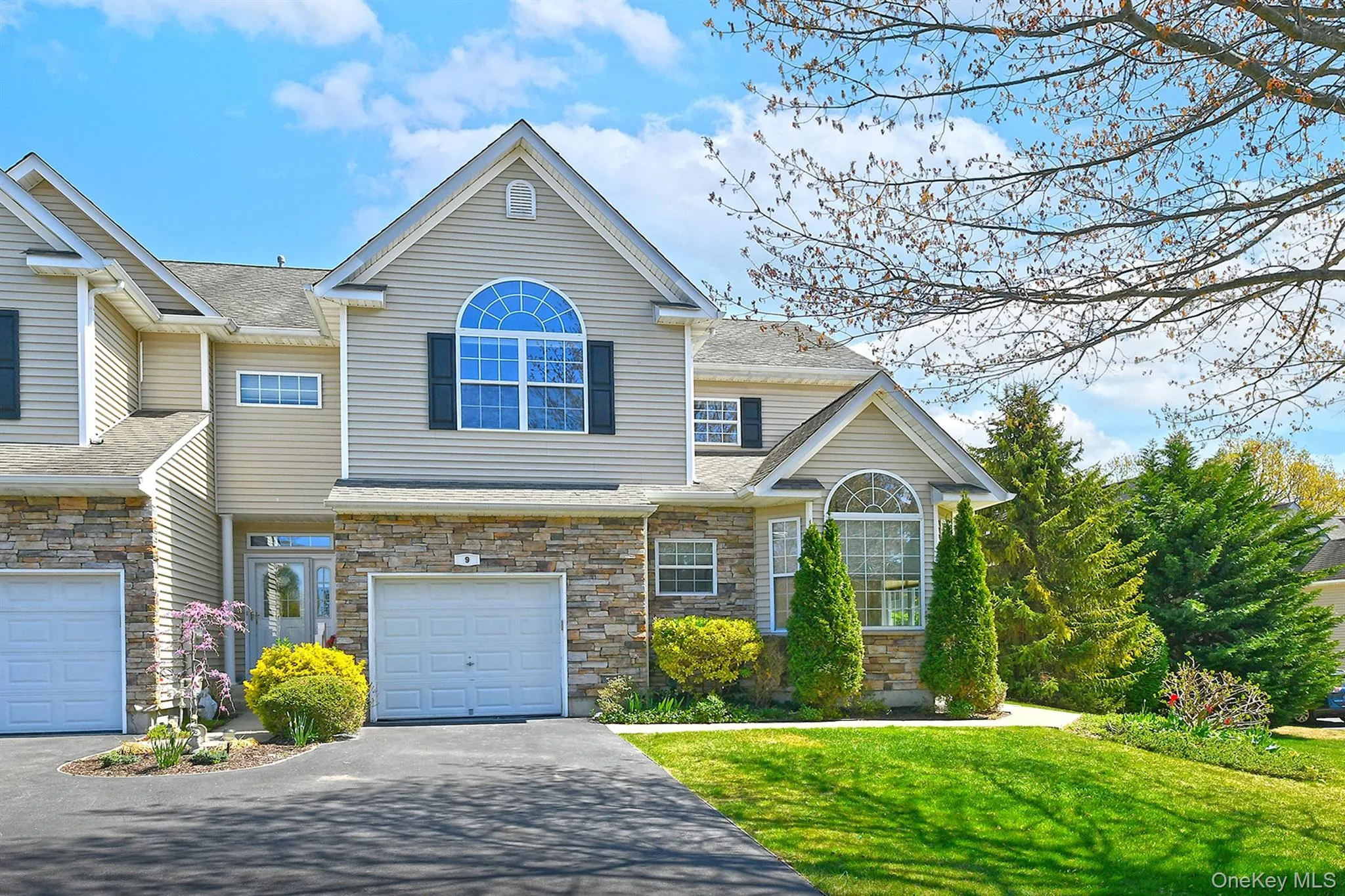 9 Manitou Trail, Smithtown, NY, 3 Bedrooms Bedrooms, 7 Rooms Rooms,2 BathroomsBathrooms,Residential Lease,For Rent,Manitou,0,989602 9 Manitou Trail, Smithtown, NY, 3 Bedrooms Bedrooms, 7 Rooms Rooms,2 BathroomsBathrooms,Residential Lease,For Rent,Manitou,0,989602