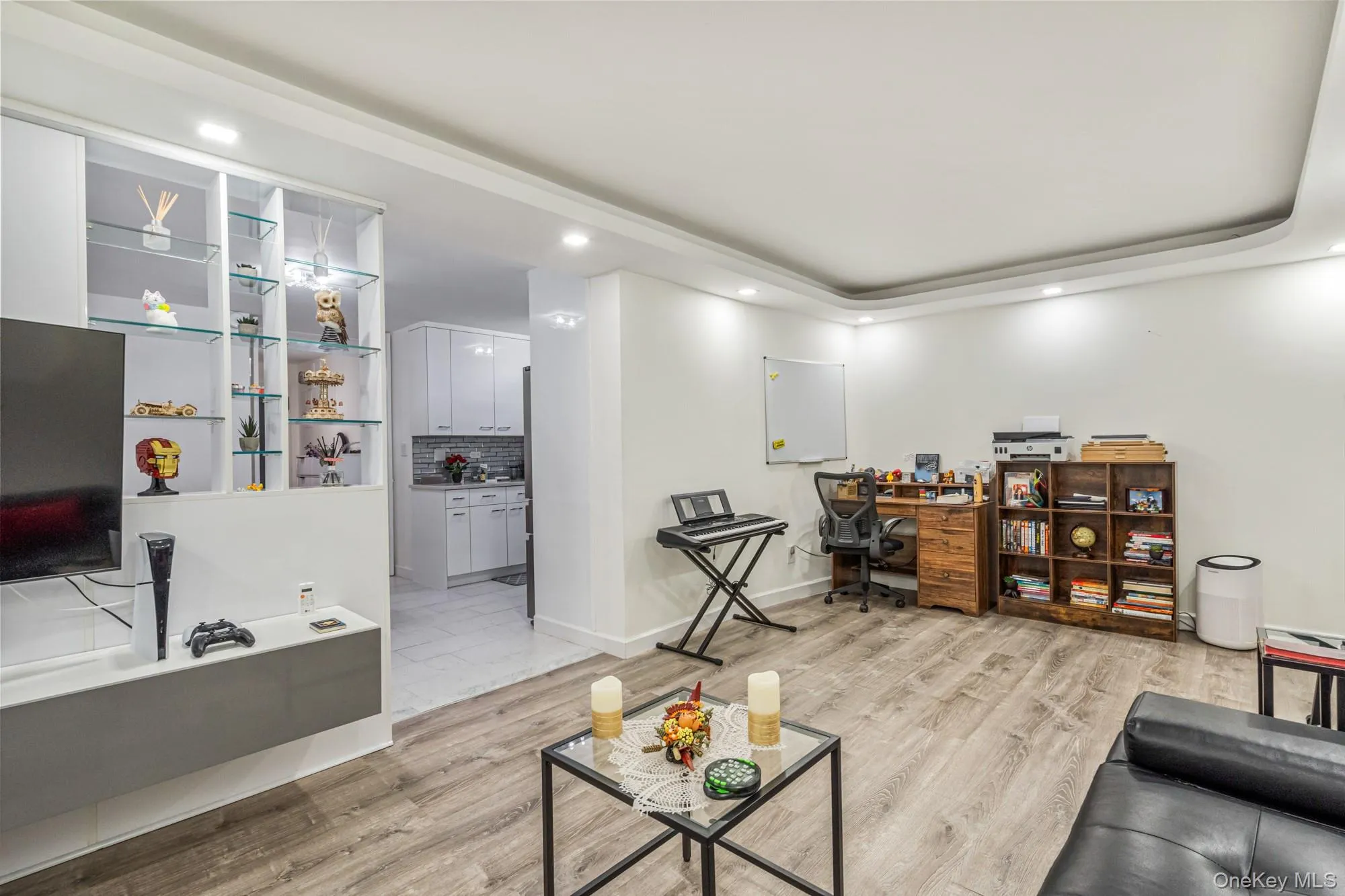 2 Bay Club Drive, New York, NY, 1 Bedroom Bedrooms, 6 Rooms Rooms,2 BathroomsBathrooms,Residential Sale,For Rent,Bay Club,0,989614 2 Bay Club Drive, New York, NY, 1 Bedroom Bedrooms, 6 Rooms Rooms,2 BathroomsBathrooms,Residential Sale,For Rent,Bay Club,0,989614
