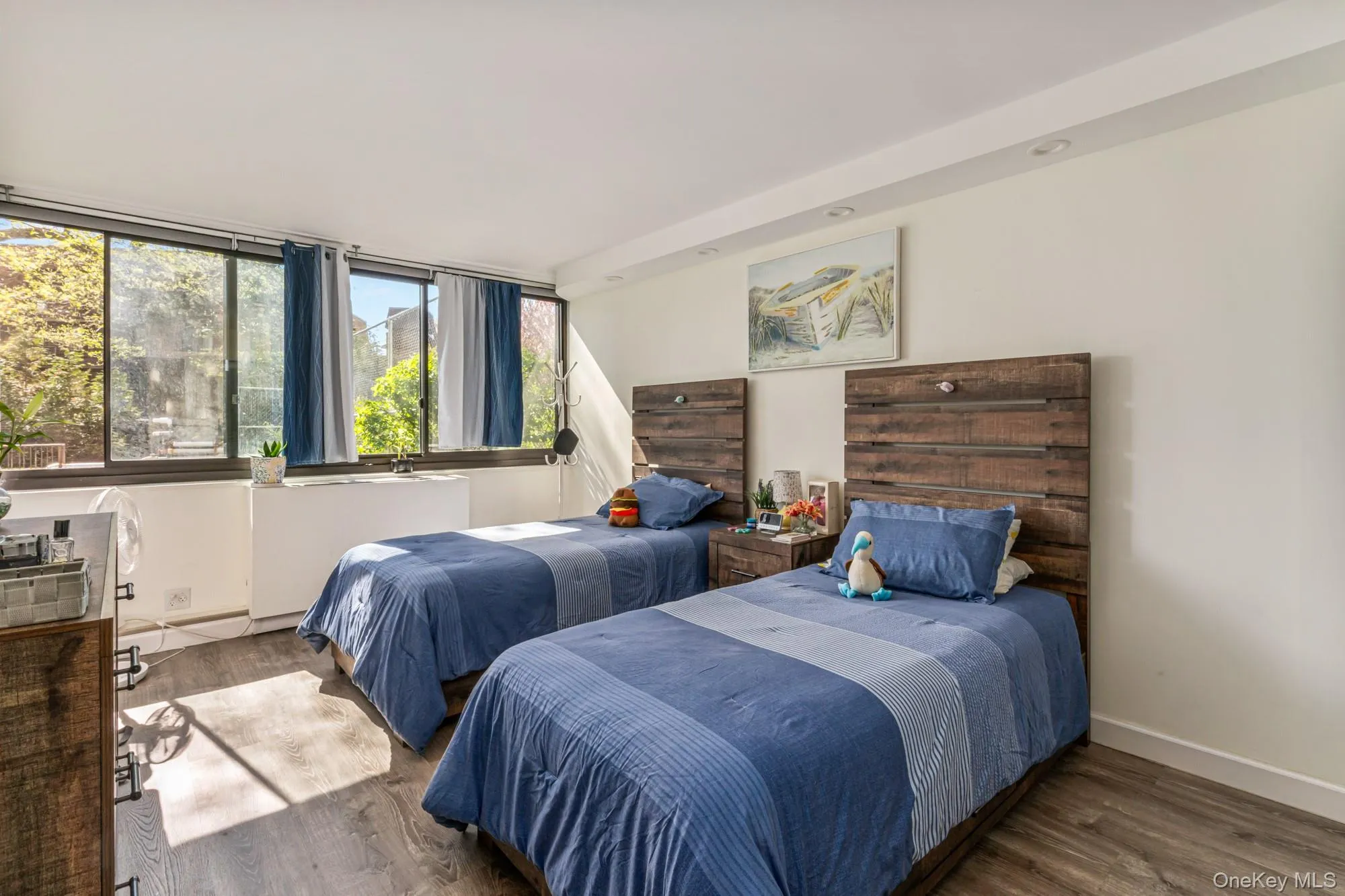2 Bay Club Drive, New York, NY, 1 Bedroom Bedrooms, 6 Rooms Rooms,2 BathroomsBathrooms,Residential Sale,For Rent,Bay Club,0,989614 2 Bay Club Drive, New York, NY, 1 Bedroom Bedrooms, 6 Rooms Rooms,2 BathroomsBathrooms,Residential Sale,For Rent,Bay Club,0,989614