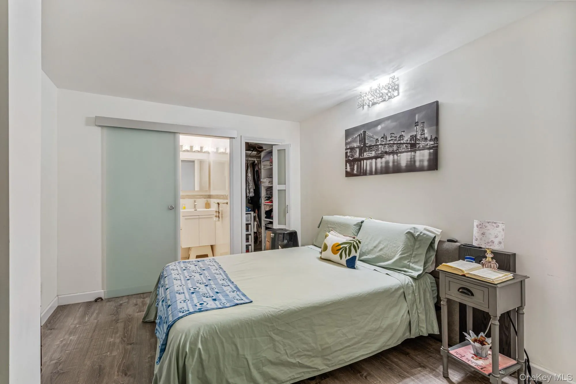 2 Bay Club Drive, New York, NY, 1 Bedroom Bedrooms, 6 Rooms Rooms,2 BathroomsBathrooms,Residential Sale,For Rent,Bay Club,0,989614 2 Bay Club Drive, New York, NY, 1 Bedroom Bedrooms, 6 Rooms Rooms,2 BathroomsBathrooms,Residential Sale,For Rent,Bay Club,0,989614