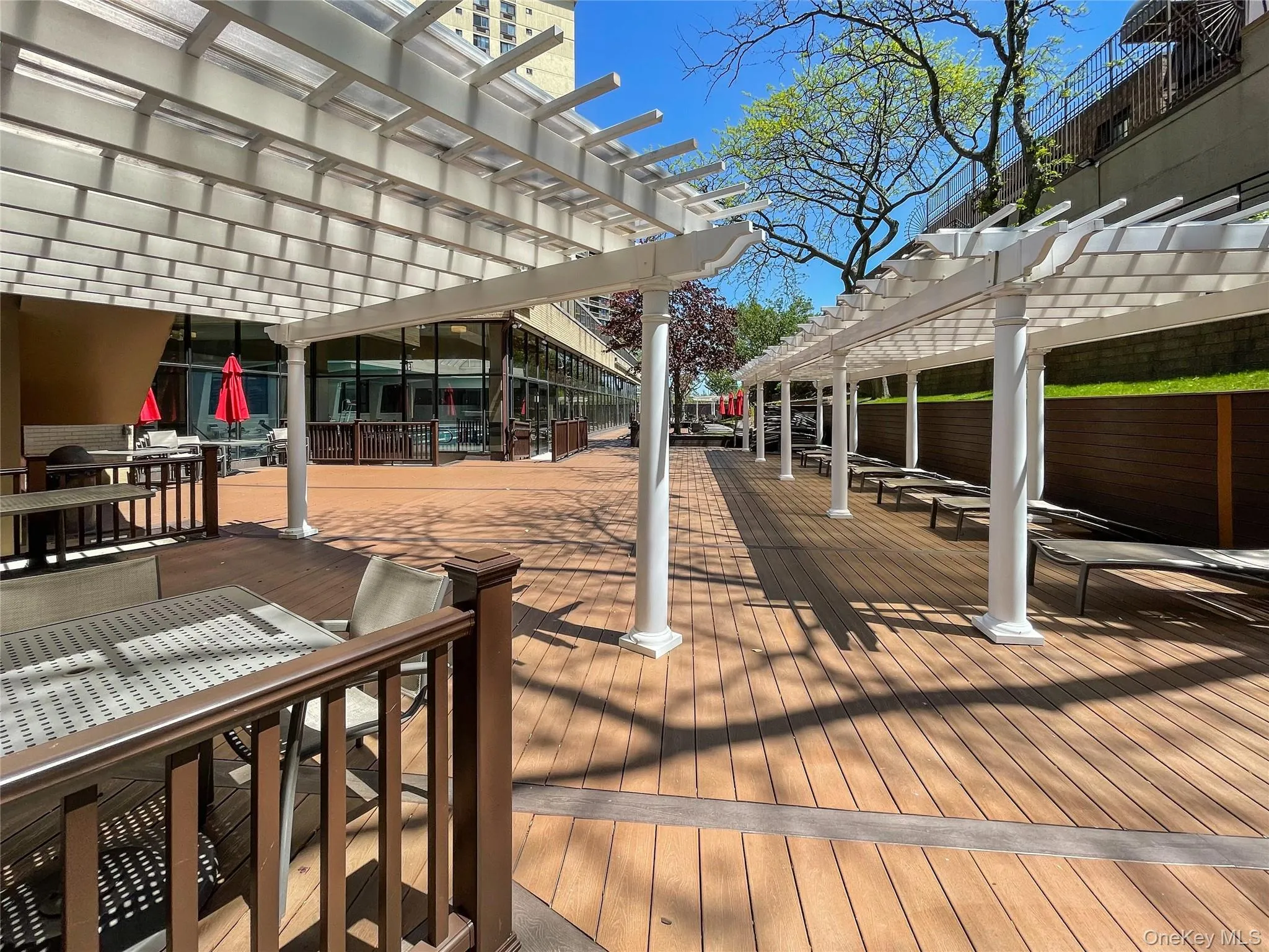 2 Bay Club Drive, New York, NY, 1 Bedroom Bedrooms, 6 Rooms Rooms,2 BathroomsBathrooms,Residential Sale,For Rent,Bay Club,0,989614 2 Bay Club Drive, New York, NY, 1 Bedroom Bedrooms, 6 Rooms Rooms,2 BathroomsBathrooms,Residential Sale,For Rent,Bay Club,0,989614
