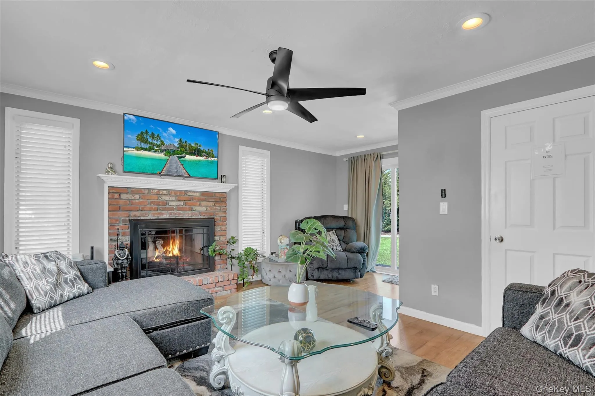 290 Eastwood, Babylon, NY, 4 Bedrooms Bedrooms, 12 Rooms Rooms,2 BathroomsBathrooms,Residential Lease,For Rent,Eastwood,0,989630 290 Eastwood, Babylon, NY, 4 Bedrooms Bedrooms, 12 Rooms Rooms,2 BathroomsBathrooms,Residential Lease,For Rent,Eastwood,0,989630