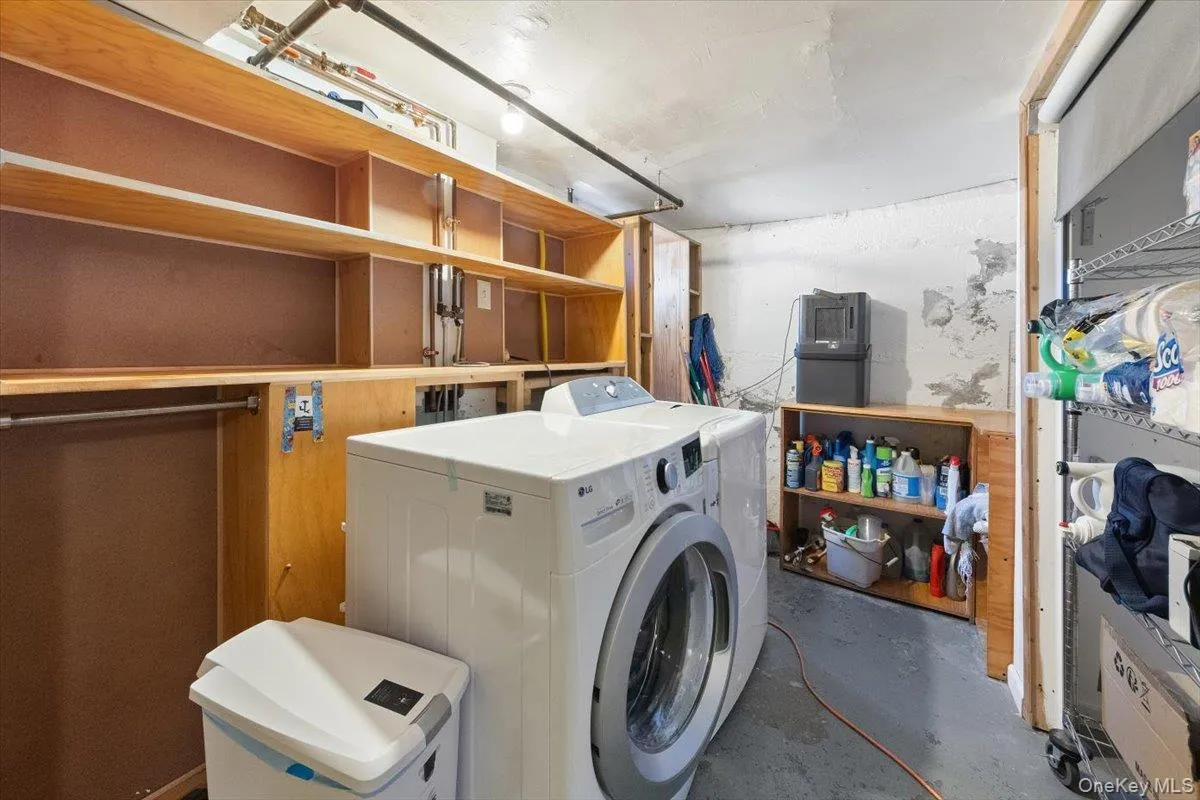 10 Taft Lane, Greenburgh, NY, 3 Bedrooms Bedrooms, 5 Rooms Rooms,2 BathroomsBathrooms,Residential Lease,For Rent,Taft,0,989631 10 Taft Lane, Greenburgh, NY, 3 Bedrooms Bedrooms, 5 Rooms Rooms,2 BathroomsBathrooms,Residential Lease,For Rent,Taft,0,989631