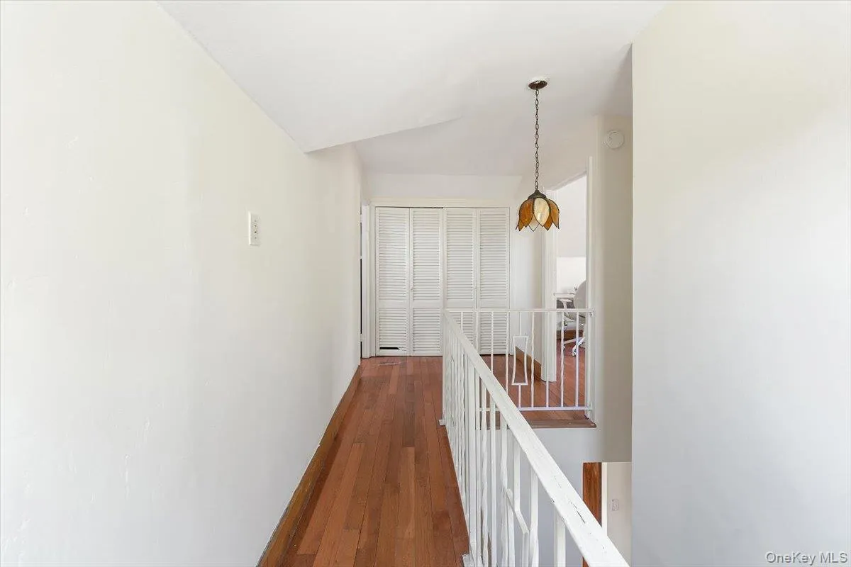 10 Taft Lane, Greenburgh, NY, 3 Bedrooms Bedrooms, 5 Rooms Rooms,2 BathroomsBathrooms,Residential Lease,For Rent,Taft,0,989631 10 Taft Lane, Greenburgh, NY, 3 Bedrooms Bedrooms, 5 Rooms Rooms,2 BathroomsBathrooms,Residential Lease,For Rent,Taft,0,989631