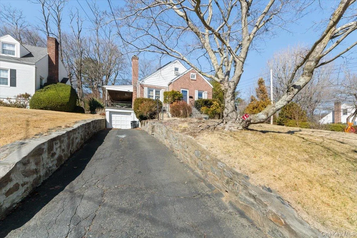 10 Taft Lane, Greenburgh, NY, 3 Bedrooms Bedrooms, 5 Rooms Rooms,2 BathroomsBathrooms,Residential Lease,For Rent,Taft,0,989631 10 Taft Lane, Greenburgh, NY, 3 Bedrooms Bedrooms, 5 Rooms Rooms,2 BathroomsBathrooms,Residential Lease,For Rent,Taft,0,989631