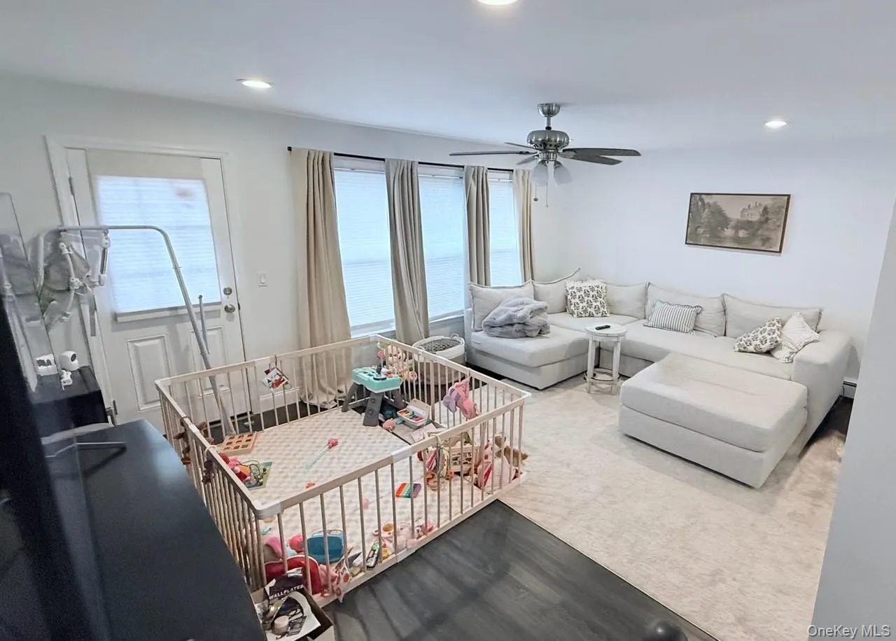 1016 Jefferson Avenue, Rye Town, NY, 3 Bedrooms Bedrooms, 6 Rooms Rooms,1 BathroomBathrooms,Residential Lease,For Rent,Jefferson,0,989646 1016 Jefferson Avenue, Rye Town, NY, 3 Bedrooms Bedrooms, 6 Rooms Rooms,1 BathroomBathrooms,Residential Lease,For Rent,Jefferson,0,989646