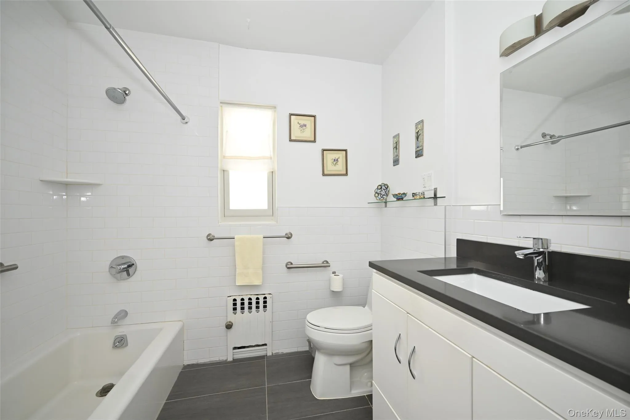 75-64 180th Street, New York, NY, 4 Bedrooms Bedrooms, 12 Rooms Rooms,3 BathroomsBathrooms,Residential,For Rent,180th,0,989653 75-64 180th Street, New York, NY, 4 Bedrooms Bedrooms, 12 Rooms Rooms,3 BathroomsBathrooms,Residential,For Rent,180th,0,989653