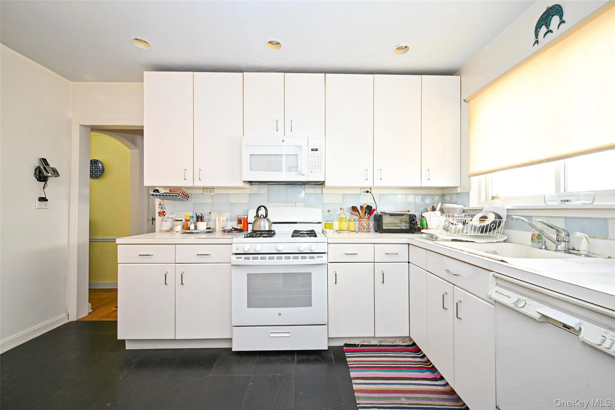 75-64 180th Street, New York, NY, 4 Bedrooms Bedrooms, 12 Rooms Rooms,3 BathroomsBathrooms,Residential,For Rent,180th,0,989653 75-64 180th Street, New York, NY, 4 Bedrooms Bedrooms, 12 Rooms Rooms,3 BathroomsBathrooms,Residential,For Rent,180th,0,989653