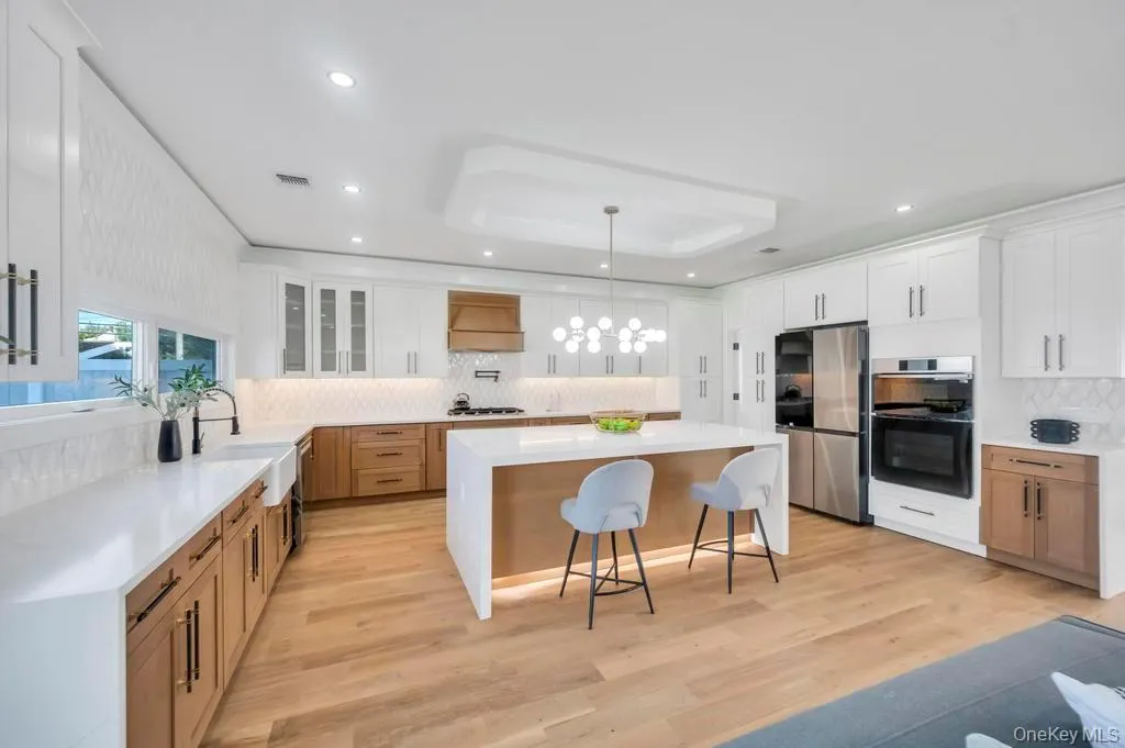 2 Poppy Lane, Hempstead, NY, 5 Bedrooms Bedrooms, 15 Rooms Rooms,6 BathroomsBathrooms,Residential,For Rent,Poppy,0,989659 2 Poppy Lane, Hempstead, NY, 5 Bedrooms Bedrooms, 15 Rooms Rooms,6 BathroomsBathrooms,Residential,For Rent,Poppy,0,989659