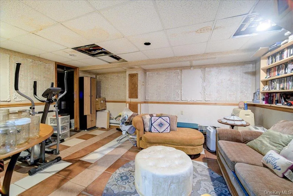 2 Couzines Road, Fallsburg, NY, 4 Bedrooms Bedrooms, 10 Rooms Rooms,4 BathroomsBathrooms,Residential Sale,For Rent,Couzines,0,989665 2 Couzines Road, Fallsburg, NY, 4 Bedrooms Bedrooms, 10 Rooms Rooms,4 BathroomsBathrooms,Residential Sale,For Rent,Couzines,0,989665