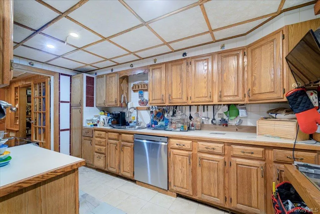 2 Couzines Road, Fallsburg, NY, 4 Bedrooms Bedrooms, 10 Rooms Rooms,4 BathroomsBathrooms,Residential Sale,For Rent,Couzines,0,989665 2 Couzines Road, Fallsburg, NY, 4 Bedrooms Bedrooms, 10 Rooms Rooms,4 BathroomsBathrooms,Residential Sale,For Rent,Couzines,0,989665