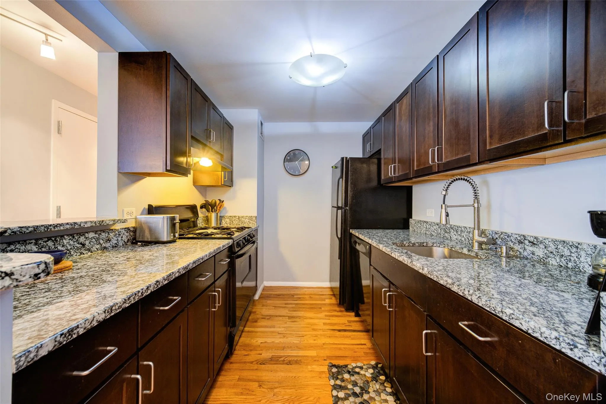 150 Featherbed Lane, New York, NY, 1 Bedroom Bedrooms, 3 Rooms Rooms,1 BathroomBathrooms,Residential Sale,For Rent,Featherbed,0,989691 150 Featherbed Lane, New York, NY, 1 Bedroom Bedrooms, 3 Rooms Rooms,1 BathroomBathrooms,Residential Sale,For Rent,Featherbed,0,989691