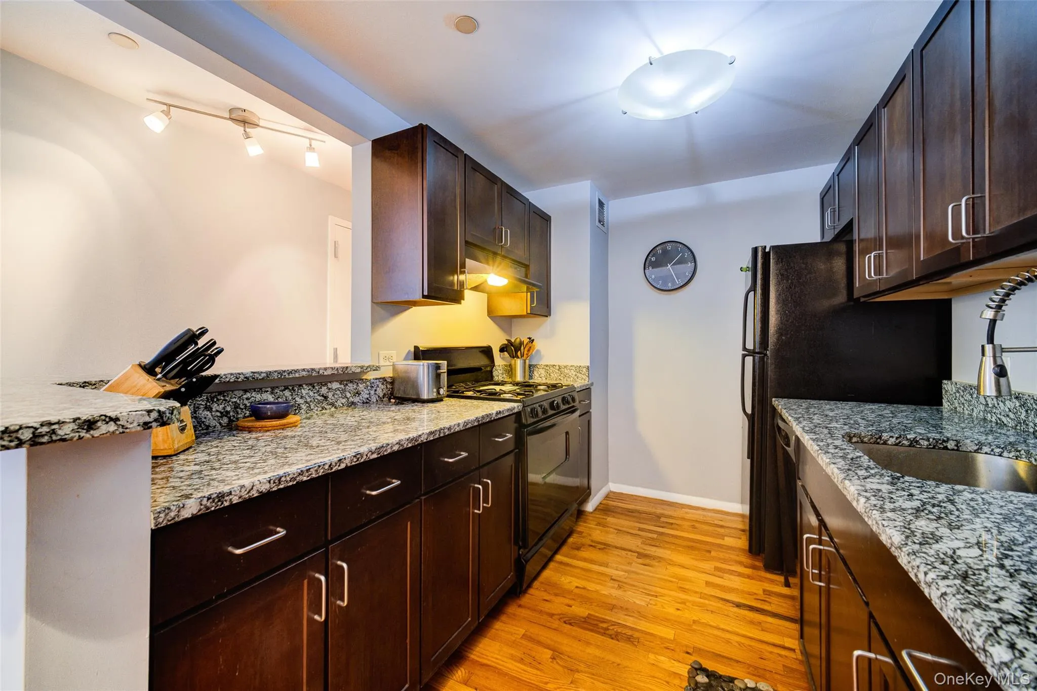 150 Featherbed Lane, New York, NY, 1 Bedroom Bedrooms, 3 Rooms Rooms,1 BathroomBathrooms,Residential Sale,For Rent,Featherbed,0,989691 150 Featherbed Lane, New York, NY, 1 Bedroom Bedrooms, 3 Rooms Rooms,1 BathroomBathrooms,Residential Sale,For Rent,Featherbed,0,989691