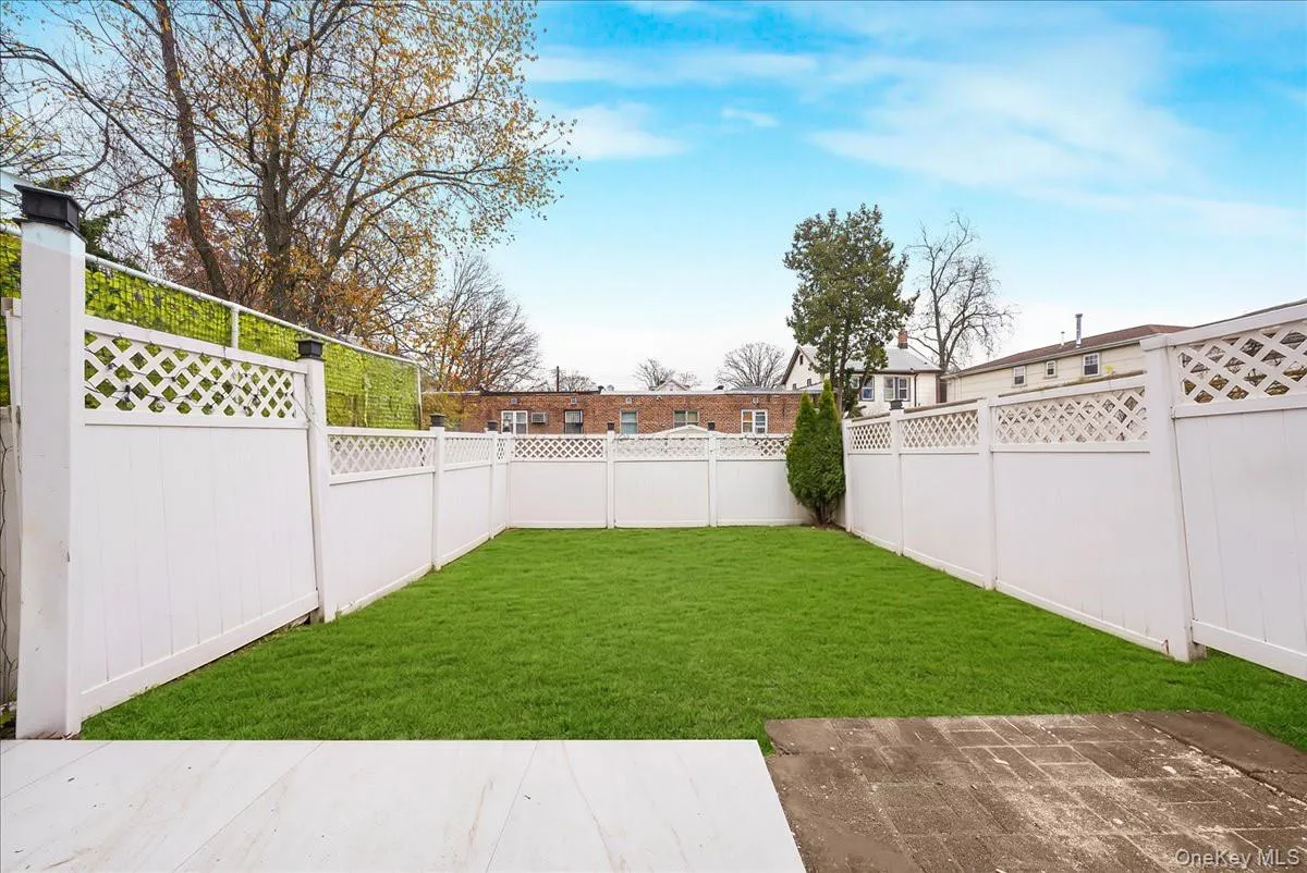 109-45 173rd Street, New York, NY, 4 Bedrooms Bedrooms, 10 Rooms Rooms,2 BathroomsBathrooms,Residential,For Rent,173rd,0,989700 109-45 173rd Street, New York, NY, 4 Bedrooms Bedrooms, 10 Rooms Rooms,2 BathroomsBathrooms,Residential,For Rent,173rd,0,989700