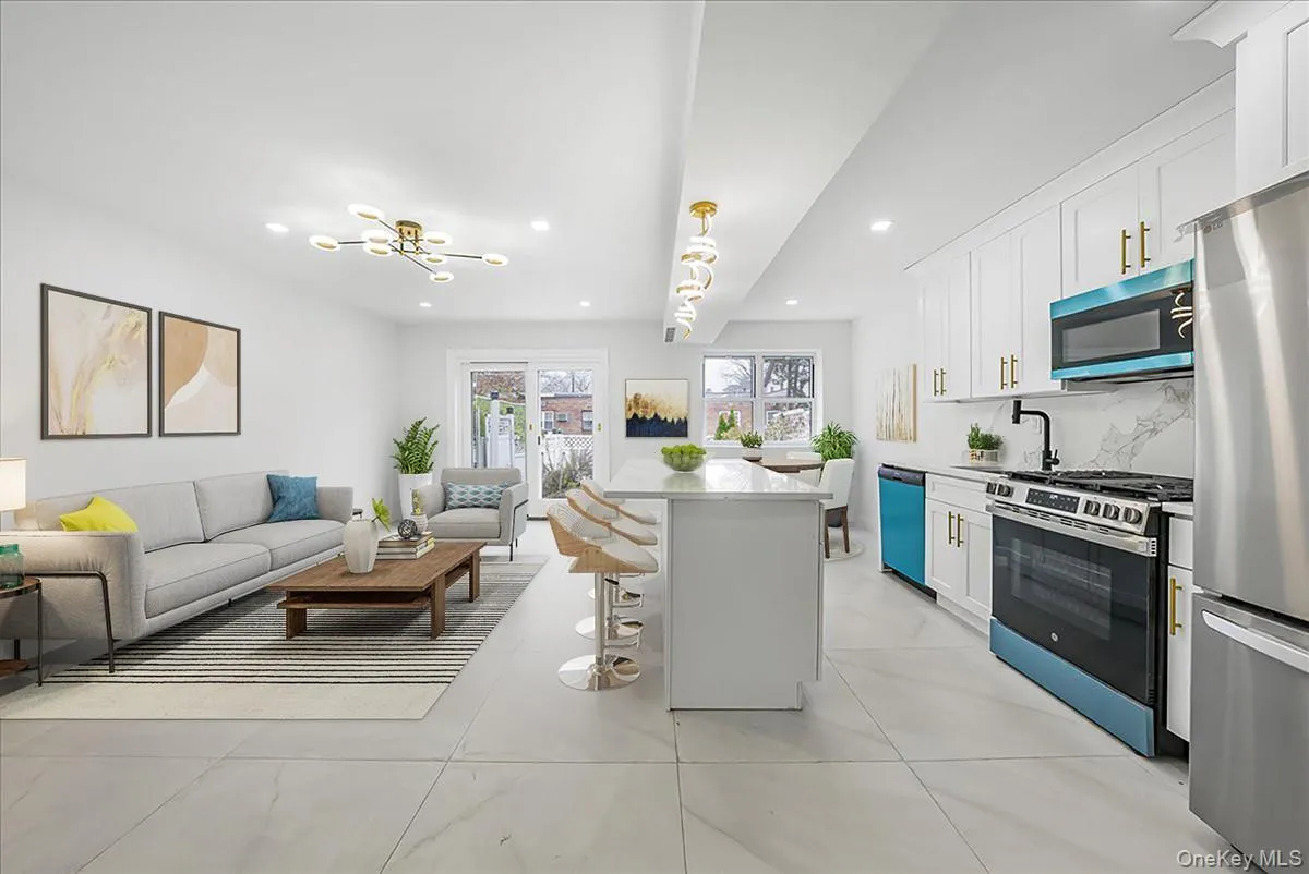 109-45 173rd Street, New York, NY, 4 Bedrooms Bedrooms, 10 Rooms Rooms,2 BathroomsBathrooms,Residential,For Rent,173rd,0,989700 109-45 173rd Street, New York, NY, 4 Bedrooms Bedrooms, 10 Rooms Rooms,2 BathroomsBathrooms,Residential,For Rent,173rd,0,989700
