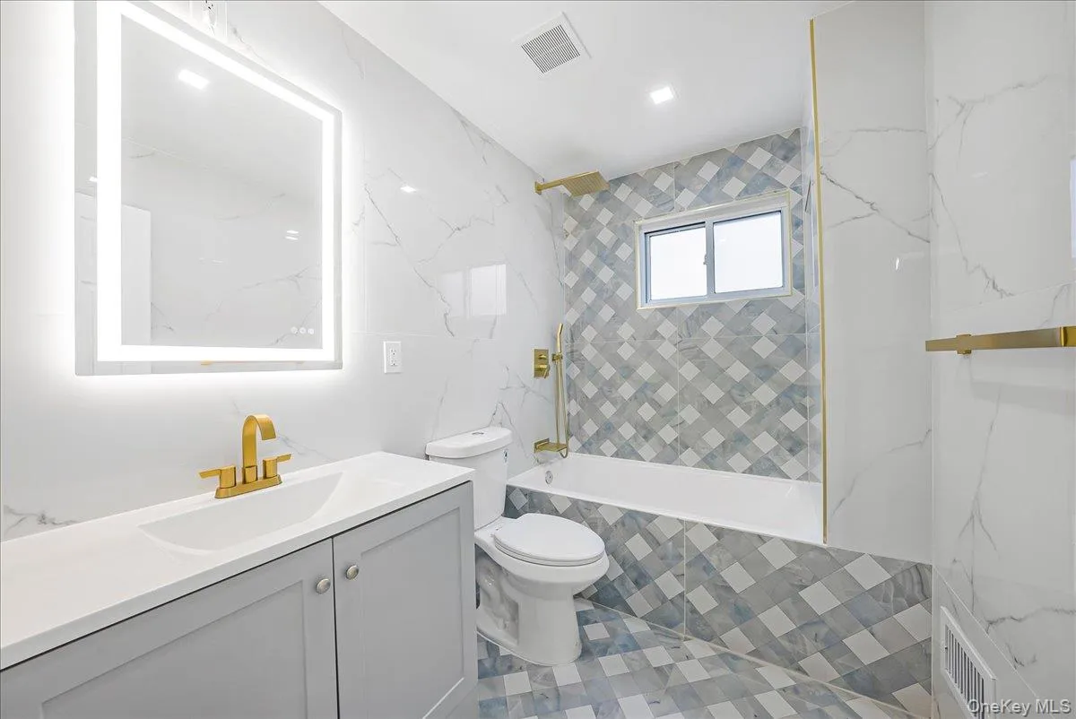 109-45 173rd Street, New York, NY, 4 Bedrooms Bedrooms, 10 Rooms Rooms,2 BathroomsBathrooms,Residential,For Rent,173rd,0,989700 109-45 173rd Street, New York, NY, 4 Bedrooms Bedrooms, 10 Rooms Rooms,2 BathroomsBathrooms,Residential,For Rent,173rd,0,989700