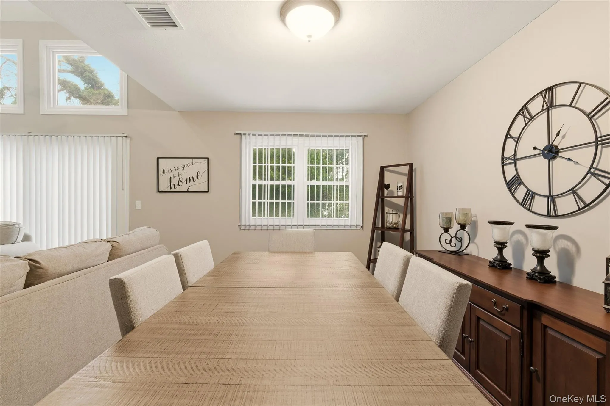 11 Indian Trace, Smithtown, NY, 3 Bedrooms Bedrooms, 6 Rooms Rooms,2 BathroomsBathrooms,Residential Lease,For Rent,Indian,0,989705 11 Indian Trace, Smithtown, NY, 3 Bedrooms Bedrooms, 6 Rooms Rooms,2 BathroomsBathrooms,Residential Lease,For Rent,Indian,0,989705
