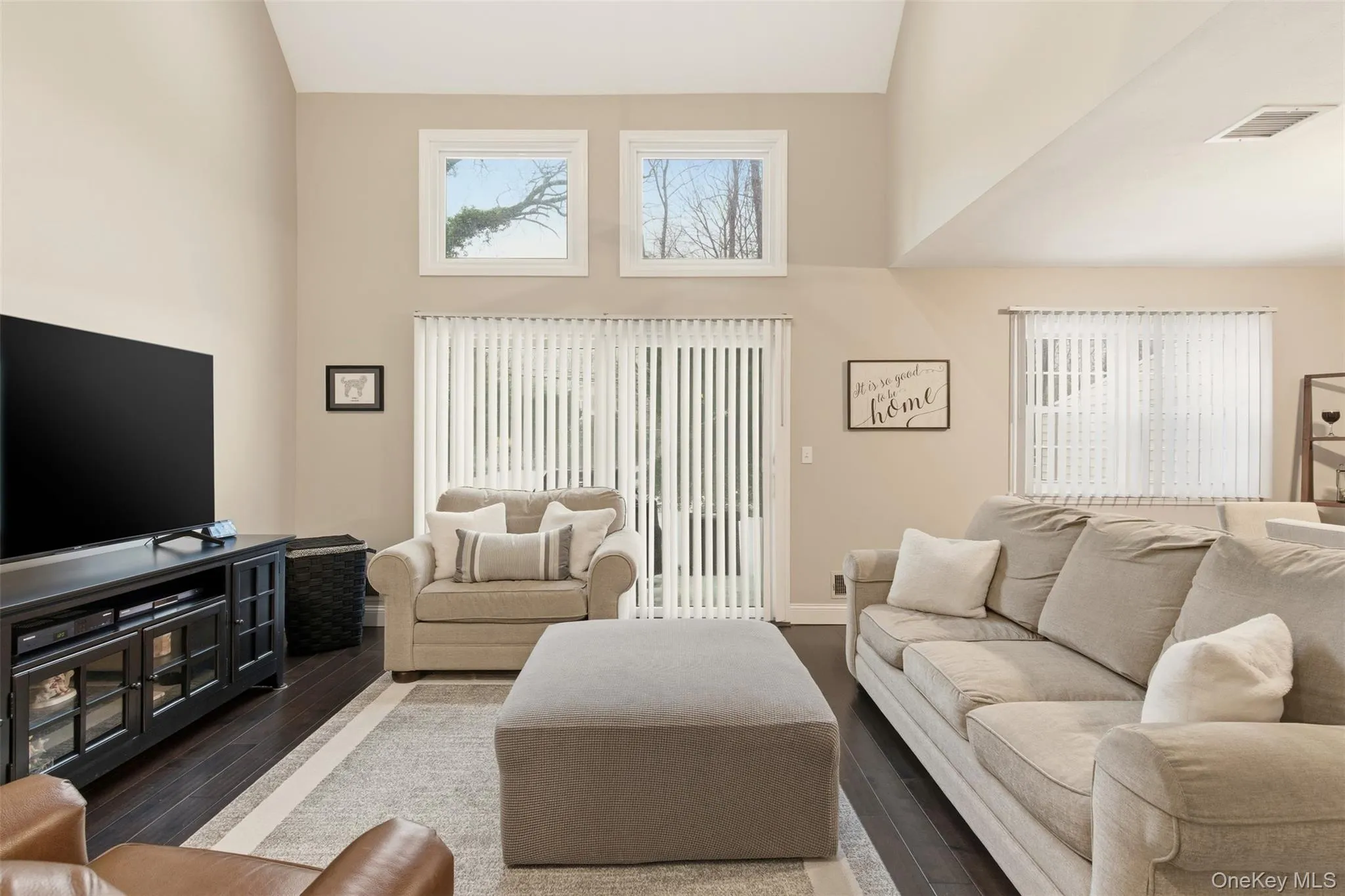 11 Indian Trace, Smithtown, NY, 3 Bedrooms Bedrooms, 6 Rooms Rooms,2 BathroomsBathrooms,Residential Lease,For Rent,Indian,0,989705 11 Indian Trace, Smithtown, NY, 3 Bedrooms Bedrooms, 6 Rooms Rooms,2 BathroomsBathrooms,Residential Lease,For Rent,Indian,0,989705