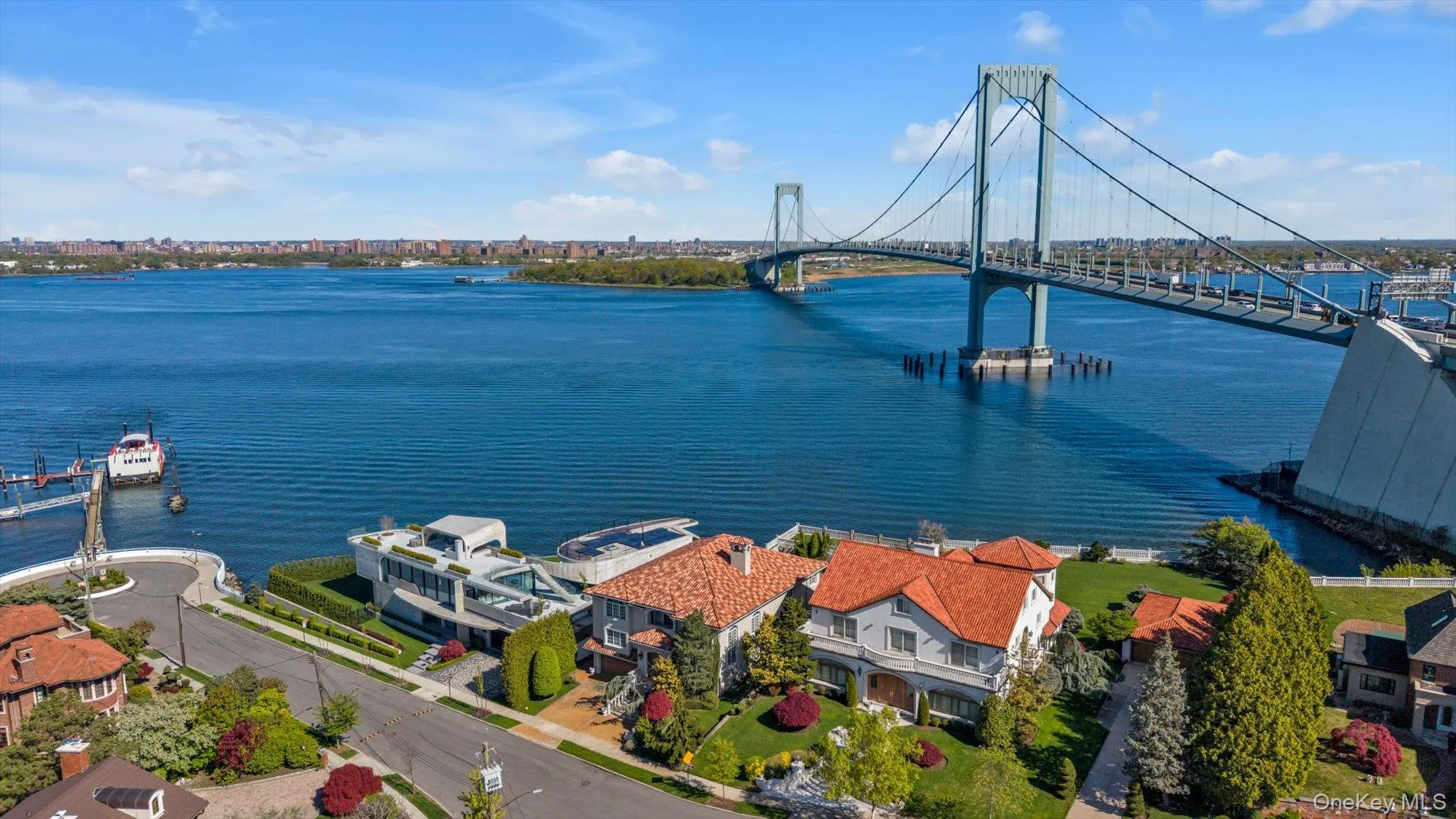 118 Malba Drive, New York, NY, 6 Bedrooms Bedrooms, 15 Rooms Rooms,7 BathroomsBathrooms,Residential,For Rent,Malba,0,989708 118 Malba Drive, New York, NY, 6 Bedrooms Bedrooms, 15 Rooms Rooms,7 BathroomsBathrooms,Residential,For Rent,Malba,0,989708