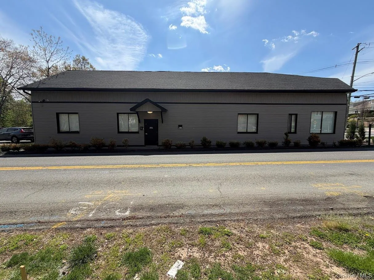520 West Nyack Road, Clarkstown, NY, ,Commercial Lease,For Rent,West Nyack,0,989709 520 West Nyack Road, Clarkstown, NY, ,Commercial Lease,For Rent,West Nyack,0,989709