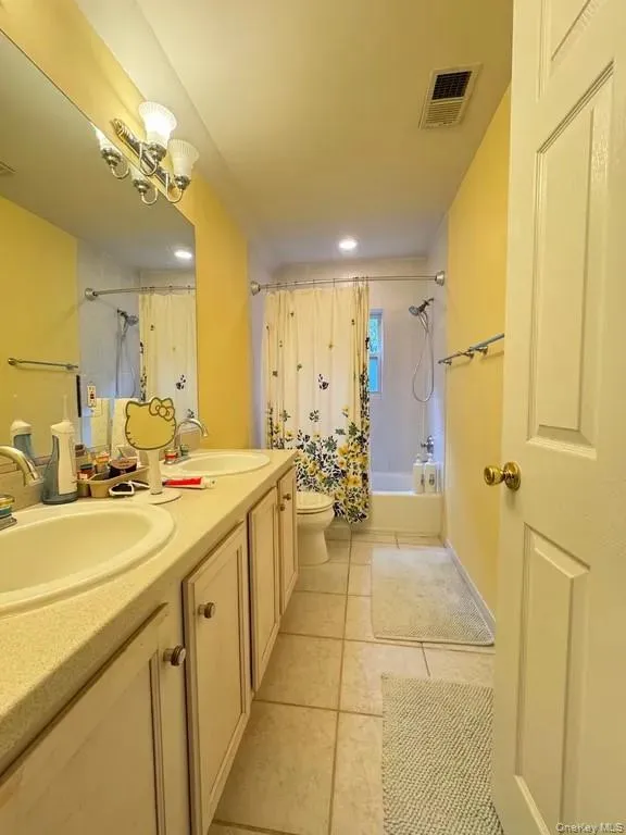 103 Sunflower Ridge Road, Brookhaven, NY, 3 Bedrooms Bedrooms, 10 Rooms Rooms,4 BathroomsBathrooms,Residential Lease,For Rent,Sunflower Ridge,0,989710 103 Sunflower Ridge Road, Brookhaven, NY, 3 Bedrooms Bedrooms, 10 Rooms Rooms,4 BathroomsBathrooms,Residential Lease,For Rent,Sunflower Ridge,0,989710