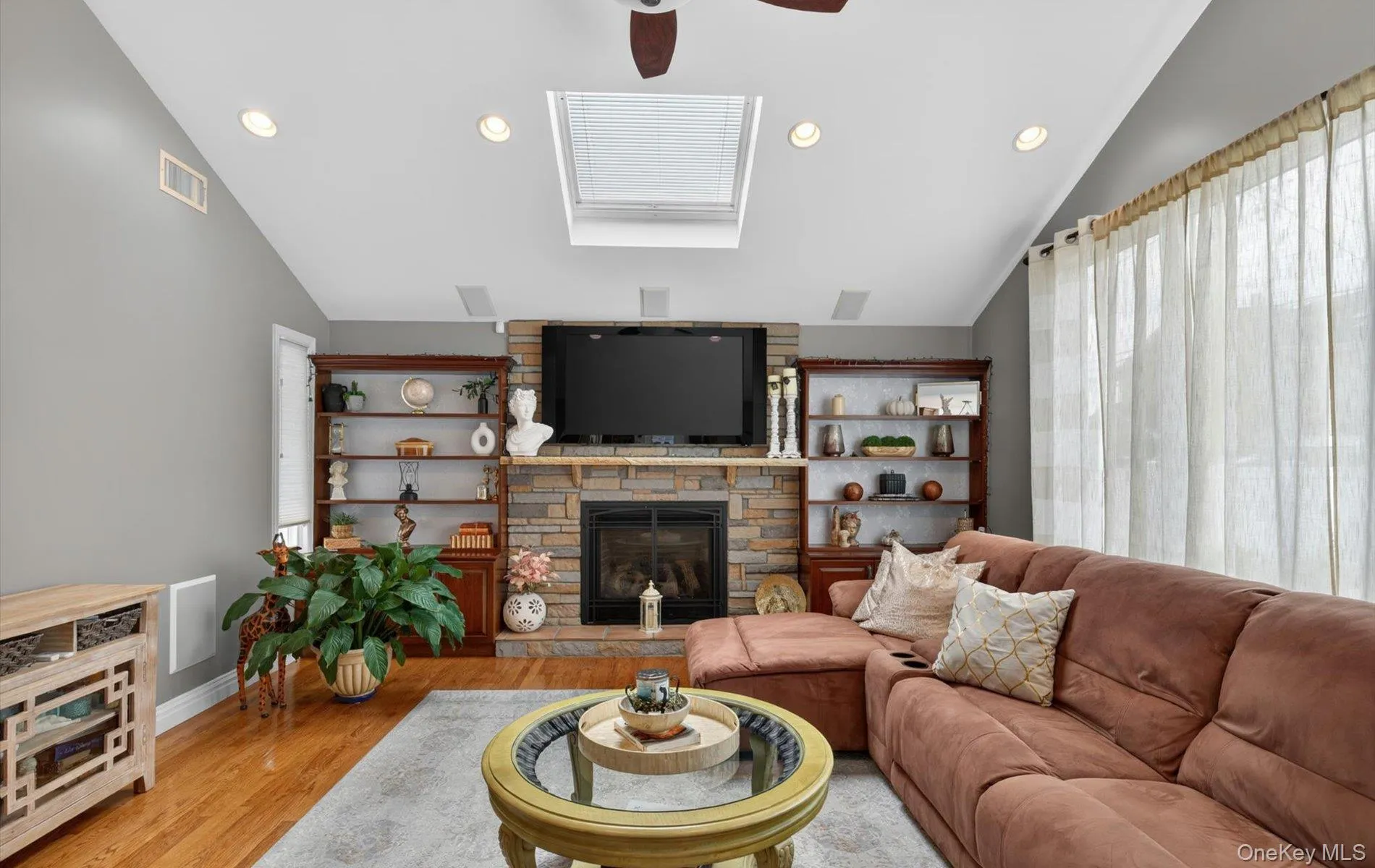 795 Herman Avenue, Hempstead, NY, 3 Bedrooms Bedrooms, 8 Rooms Rooms,1 BathroomBathrooms,Residential,For Rent,Herman,0,989725 795 Herman Avenue, Hempstead, NY, 3 Bedrooms Bedrooms, 8 Rooms Rooms,1 BathroomBathrooms,Residential,For Rent,Herman,0,989725