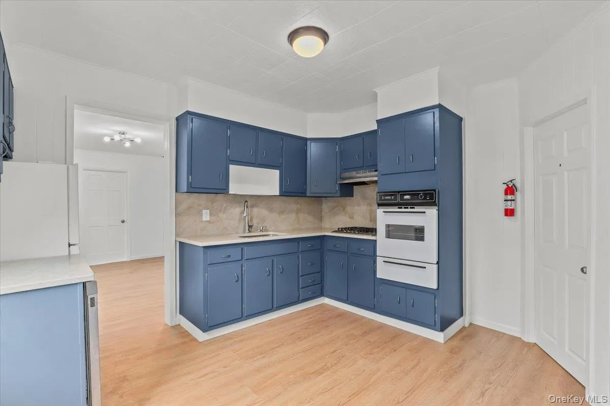 152 Summerfield Street, Eastchester, NY, 2 Bedrooms Bedrooms, 4 Rooms Rooms,1 BathroomBathrooms,Residential Lease,For Rent,Summerfield,0,989741 152 Summerfield Street, Eastchester, NY, 2 Bedrooms Bedrooms, 4 Rooms Rooms,1 BathroomBathrooms,Residential Lease,For Rent,Summerfield,0,989741