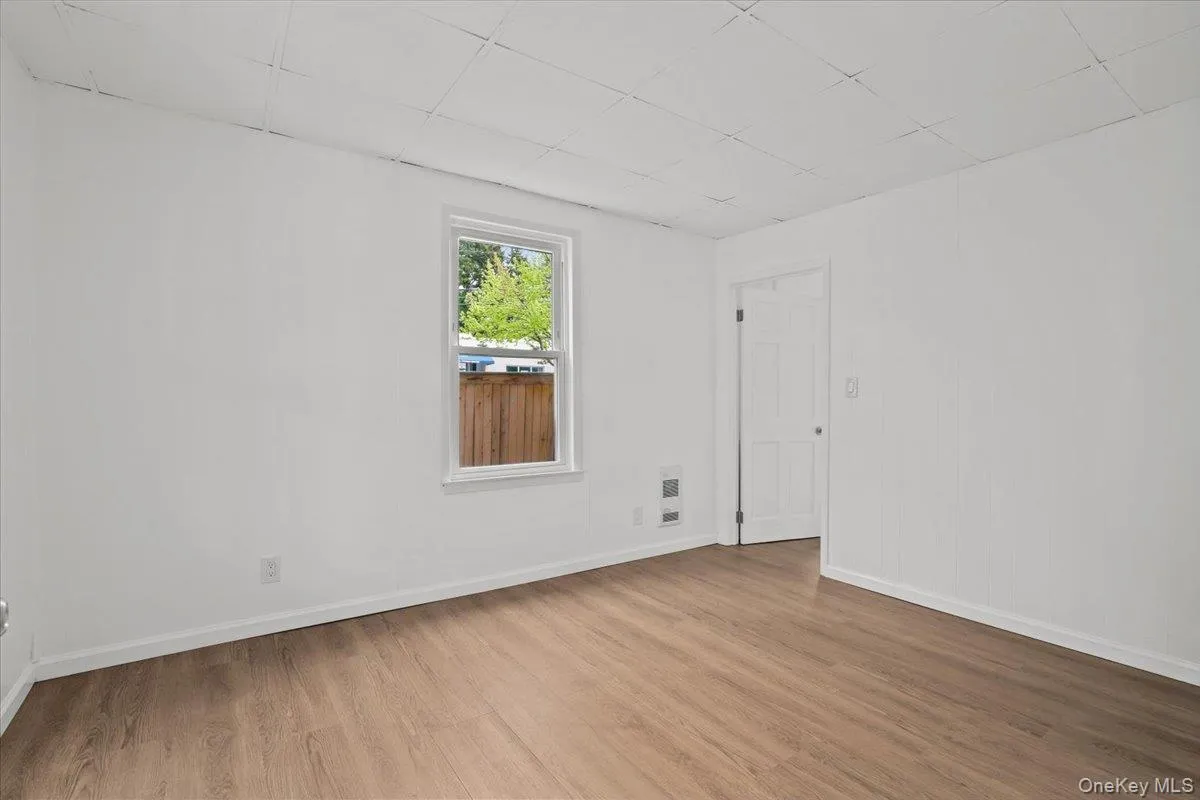 152 Summerfield Street, Eastchester, NY, 2 Bedrooms Bedrooms, 4 Rooms Rooms,1 BathroomBathrooms,Residential Lease,For Rent,Summerfield,0,989741 152 Summerfield Street, Eastchester, NY, 2 Bedrooms Bedrooms, 4 Rooms Rooms,1 BathroomBathrooms,Residential Lease,For Rent,Summerfield,0,989741