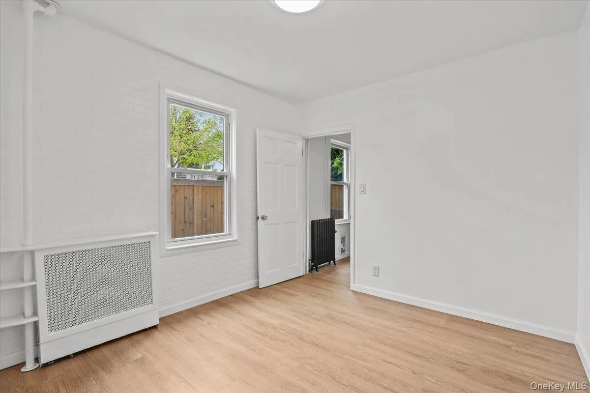 152 Summerfield Street, Eastchester, NY, 2 Bedrooms Bedrooms, 4 Rooms Rooms,1 BathroomBathrooms,Residential Lease,For Rent,Summerfield,0,989741 152 Summerfield Street, Eastchester, NY, 2 Bedrooms Bedrooms, 4 Rooms Rooms,1 BathroomBathrooms,Residential Lease,For Rent,Summerfield,0,989741