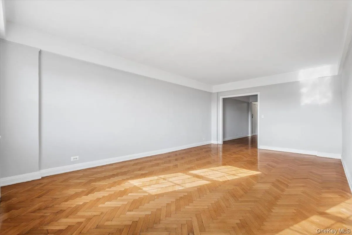 45 Popham Road, Scarsdale, NY, 2 Bedrooms Bedrooms, 4 Rooms Rooms,2 BathroomsBathrooms,Residential Lease,For Rent,Popham,0,989747 45 Popham Road, Scarsdale, NY, 2 Bedrooms Bedrooms, 4 Rooms Rooms,2 BathroomsBathrooms,Residential Lease,For Rent,Popham,0,989747