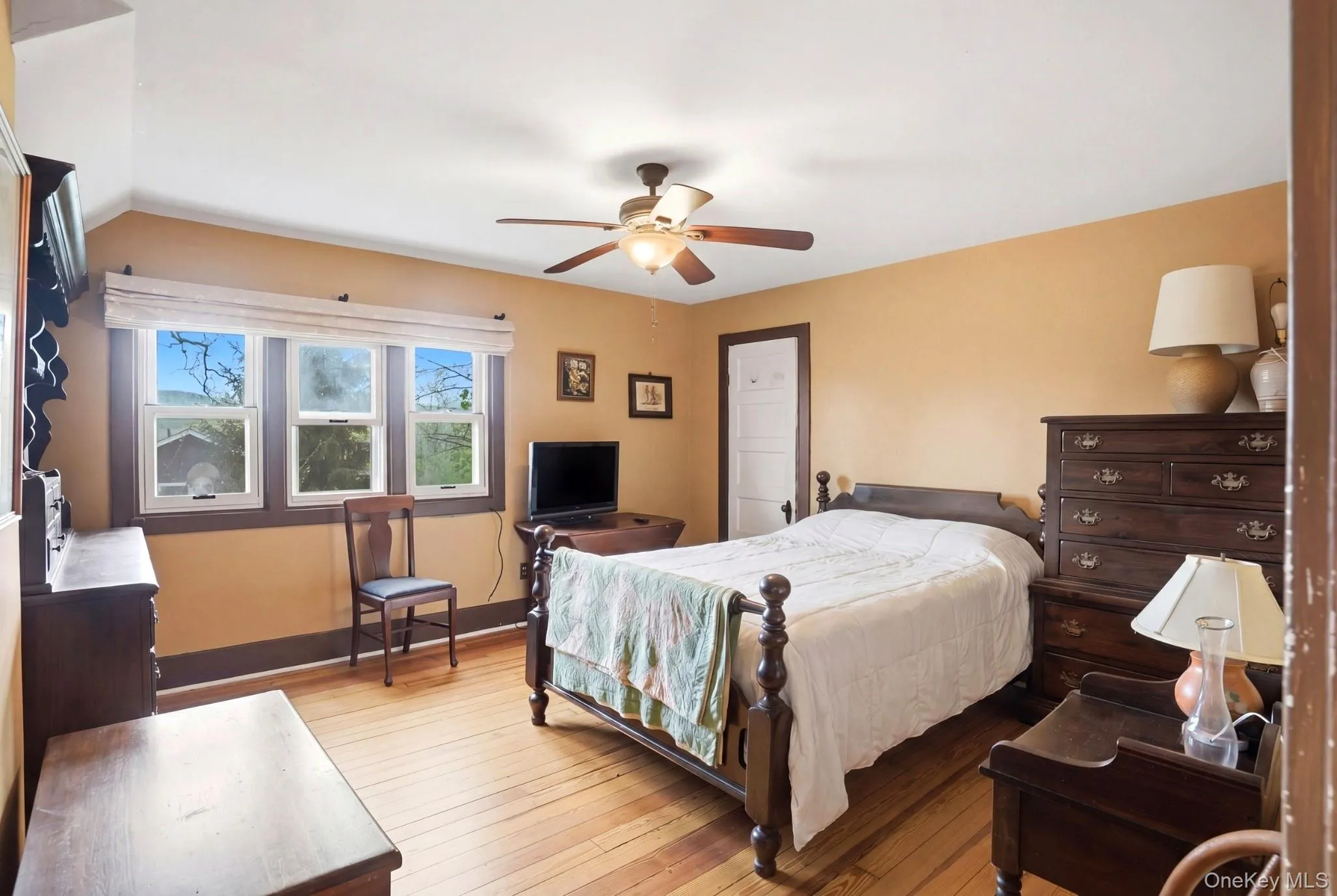 66 Summit Avenue, Woodbury, NY, 4 Bedrooms Bedrooms, 10 Rooms Rooms,3 BathroomsBathrooms,Residential,For Rent,Summit,0,989752 66 Summit Avenue, Woodbury, NY, 4 Bedrooms Bedrooms, 10 Rooms Rooms,3 BathroomsBathrooms,Residential,For Rent,Summit,0,989752
