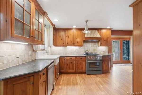 66 Summit Avenue, Woodbury, NY, 4 Bedrooms Bedrooms, 10 Rooms Rooms,3 BathroomsBathrooms,Residential,For Rent,Summit,0,989752 66 Summit Avenue, Woodbury, NY, 4 Bedrooms Bedrooms, 10 Rooms Rooms,3 BathroomsBathrooms,Residential,For Rent,Summit,0,989752
