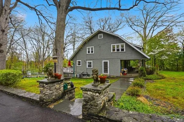 66 Summit Avenue, Woodbury, NY, 4 Bedrooms Bedrooms, 10 Rooms Rooms,3 BathroomsBathrooms,Residential,For Rent,Summit,0,989752 66 Summit Avenue, Woodbury, NY, 4 Bedrooms Bedrooms, 10 Rooms Rooms,3 BathroomsBathrooms,Residential,For Rent,Summit,0,989752