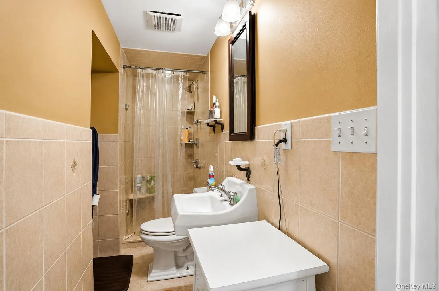 66 Summit Avenue, Woodbury, NY, 4 Bedrooms Bedrooms, 10 Rooms Rooms,3 BathroomsBathrooms,Residential,For Rent,Summit,0,989752 66 Summit Avenue, Woodbury, NY, 4 Bedrooms Bedrooms, 10 Rooms Rooms,3 BathroomsBathrooms,Residential,For Rent,Summit,0,989752