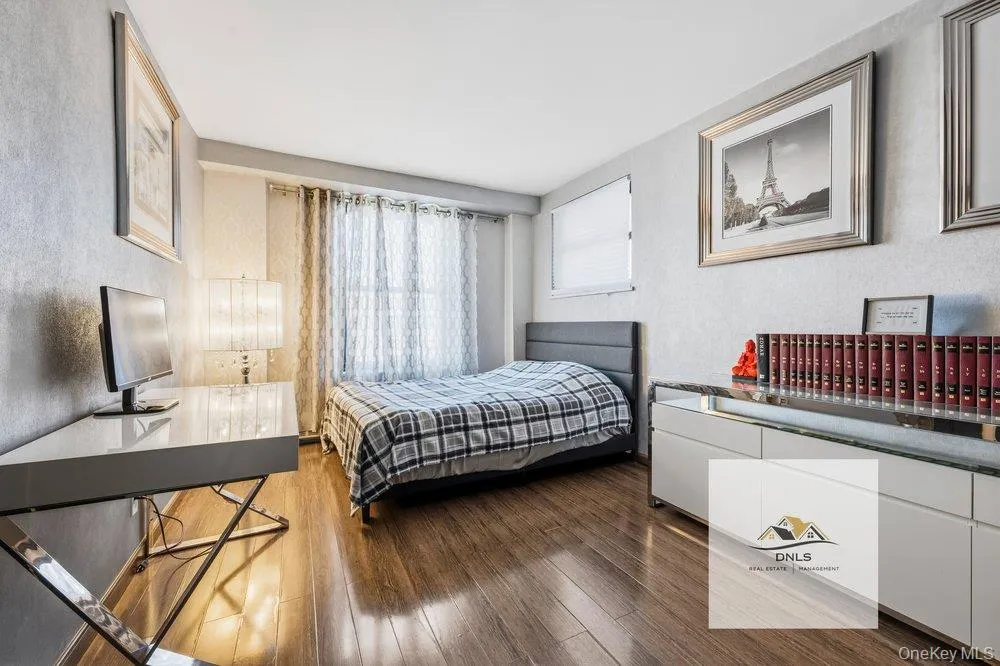 61-45 98th Street, New York, NY, 2 Bedrooms Bedrooms, 6 Rooms Rooms,1 BathroomBathrooms,Residential,For Rent,98th,0,989756 61-45 98th Street, New York, NY, 2 Bedrooms Bedrooms, 6 Rooms Rooms,1 BathroomBathrooms,Residential,For Rent,98th,0,989756