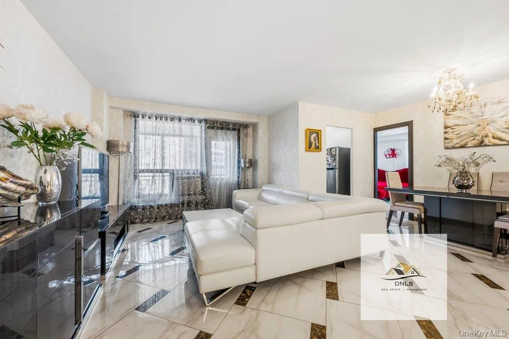 61-45 98th Street, New York, NY, 2 Bedrooms Bedrooms, 6 Rooms Rooms,1 BathroomBathrooms,Residential,For Rent,98th,0,989756 61-45 98th Street, New York, NY, 2 Bedrooms Bedrooms, 6 Rooms Rooms,1 BathroomBathrooms,Residential,For Rent,98th,0,989756