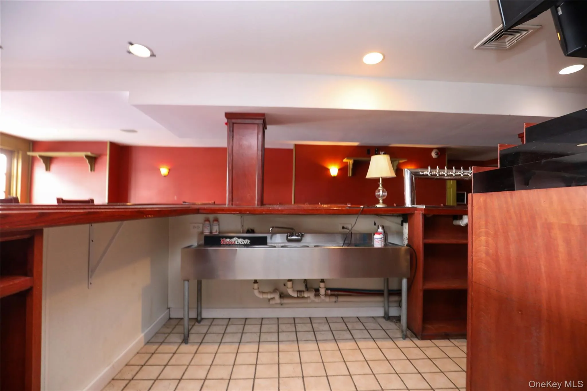 44 Front Street, Kingston, NY, ,Commercial Lease,For Rent,Front,0,989768 44 Front Street, Kingston, NY, ,Commercial Lease,For Rent,Front,0,989768