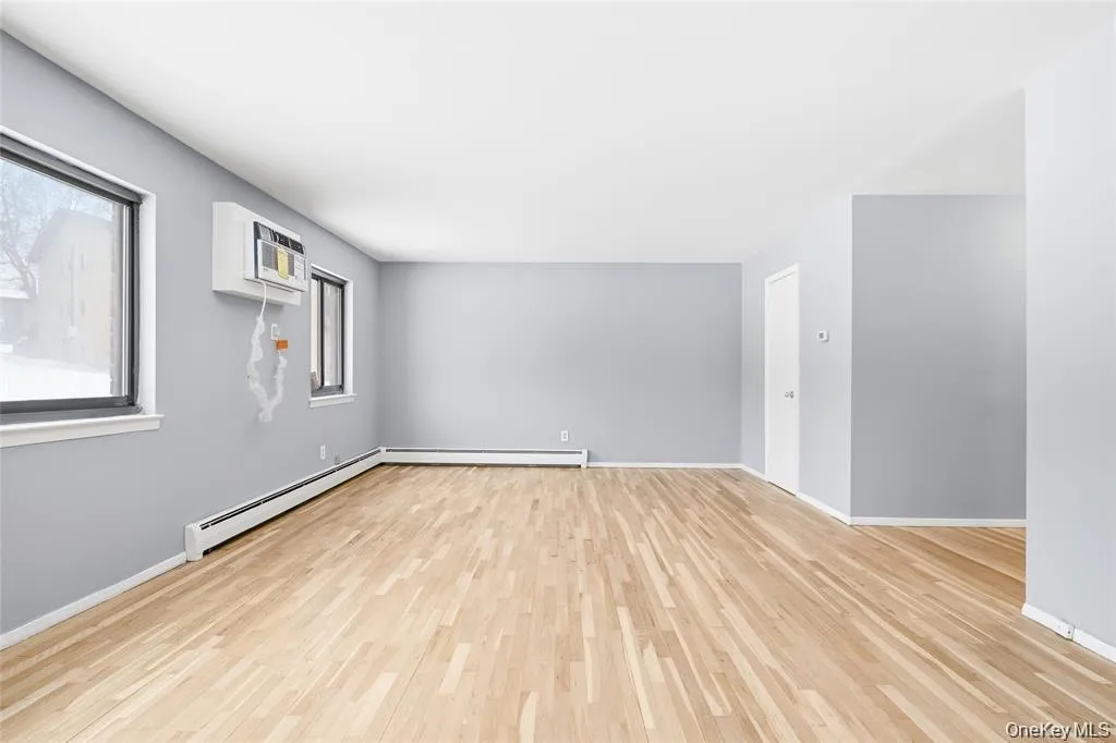 9 Charles Lane, Ramapo, NY, 3 Rooms Rooms,1 BathroomBathrooms,Residential Lease,For Rent,Charles,0,989779 9 Charles Lane, Ramapo, NY, 3 Rooms Rooms,1 BathroomBathrooms,Residential Lease,For Rent,Charles,0,989779
