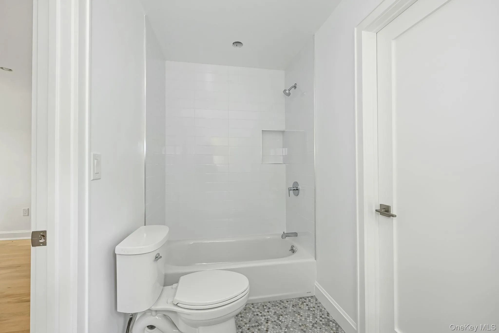 24 Country Road, Mamaroneck, NY, 5 Bedrooms Bedrooms, 10 Rooms Rooms,4 BathroomsBathrooms,Residential,For Rent,Country,0,989783 24 Country Road, Mamaroneck, NY, 5 Bedrooms Bedrooms, 10 Rooms Rooms,4 BathroomsBathrooms,Residential,For Rent,Country,0,989783