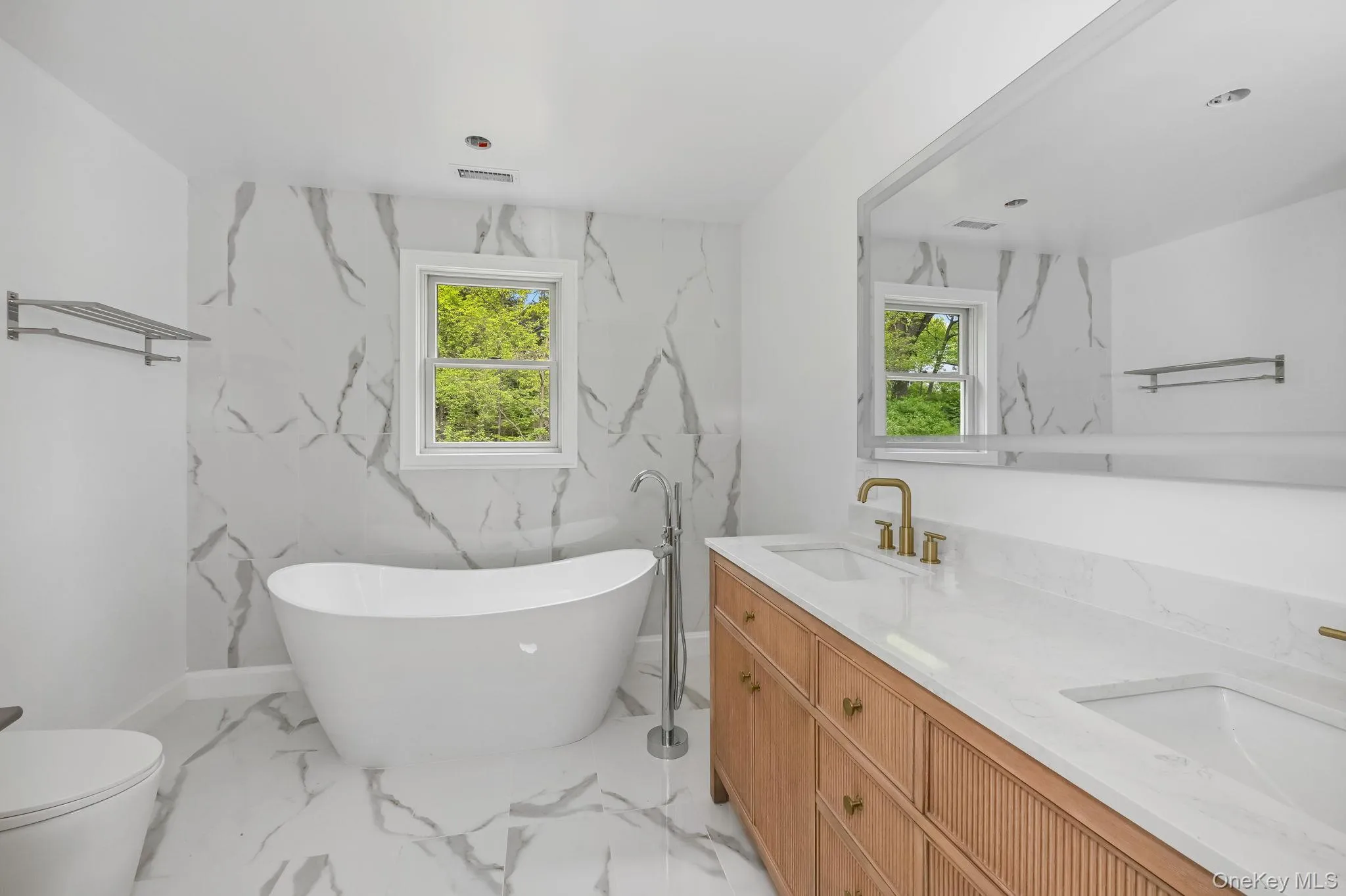 24 Country Road, Mamaroneck, NY, 5 Bedrooms Bedrooms, 10 Rooms Rooms,4 BathroomsBathrooms,Residential,For Rent,Country,0,989783 24 Country Road, Mamaroneck, NY, 5 Bedrooms Bedrooms, 10 Rooms Rooms,4 BathroomsBathrooms,Residential,For Rent,Country,0,989783