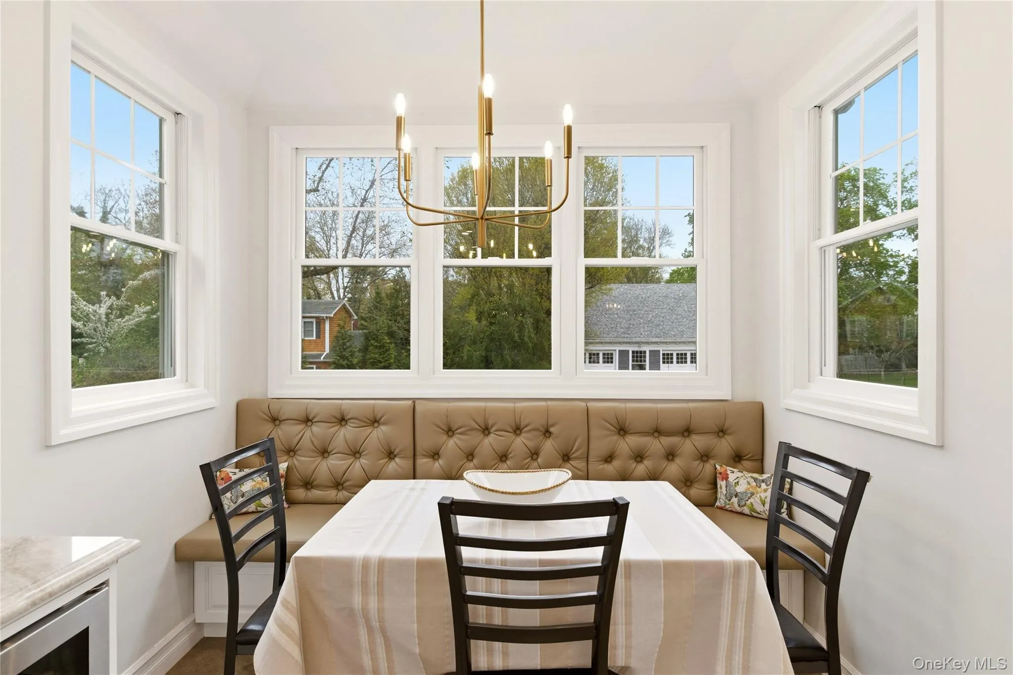 89 Duck Pond Road, Glen Cove, NY, 6 Bedrooms Bedrooms, 11 Rooms Rooms,4 BathroomsBathrooms,Residential,For Rent,Duck Pond,0,989807 89 Duck Pond Road, Glen Cove, NY, 6 Bedrooms Bedrooms, 11 Rooms Rooms,4 BathroomsBathrooms,Residential,For Rent,Duck Pond,0,989807