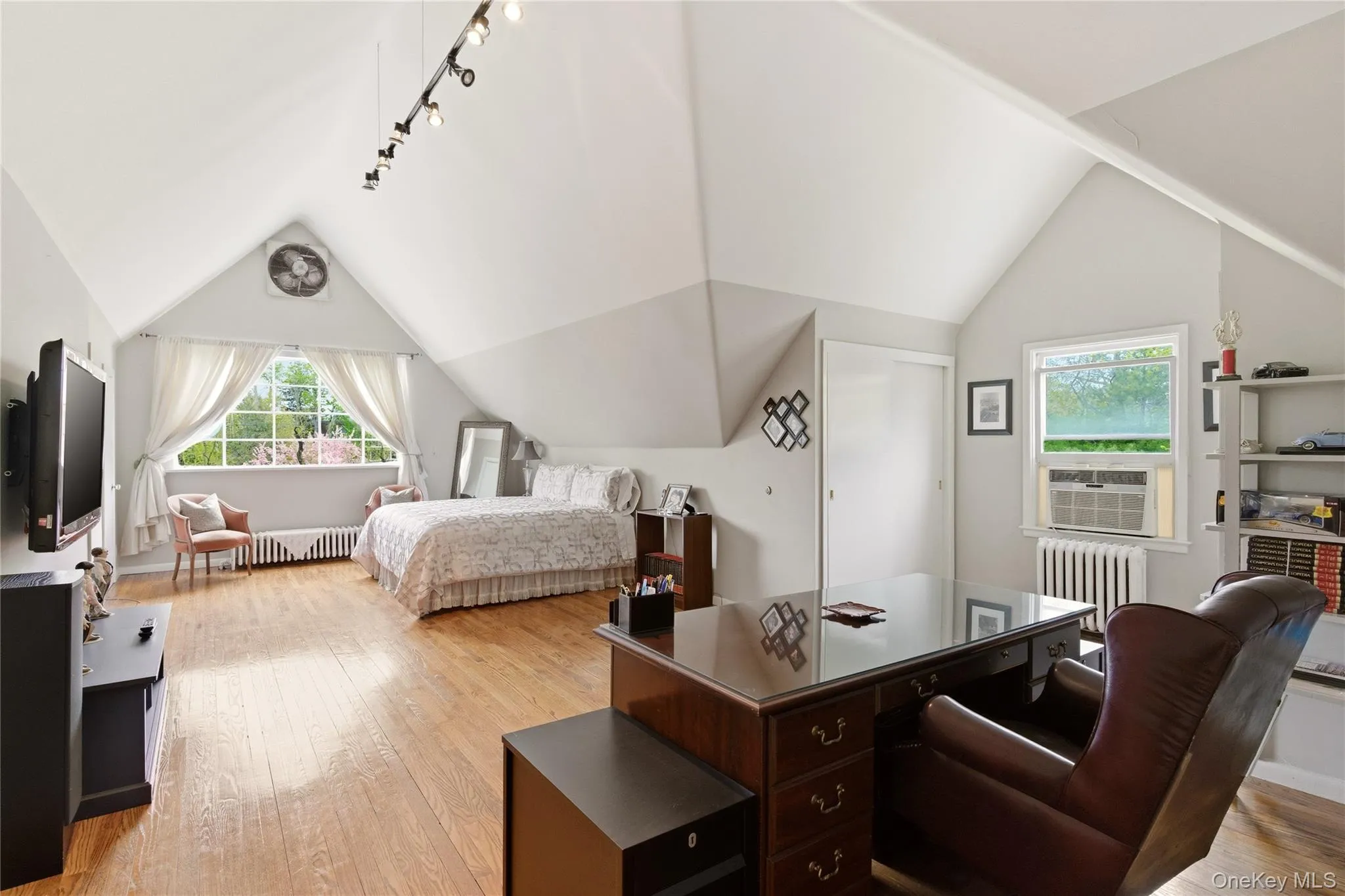 89 Duck Pond Road, Glen Cove, NY, 6 Bedrooms Bedrooms, 11 Rooms Rooms,4 BathroomsBathrooms,Residential,For Rent,Duck Pond,0,989807 89 Duck Pond Road, Glen Cove, NY, 6 Bedrooms Bedrooms, 11 Rooms Rooms,4 BathroomsBathrooms,Residential,For Rent,Duck Pond,0,989807