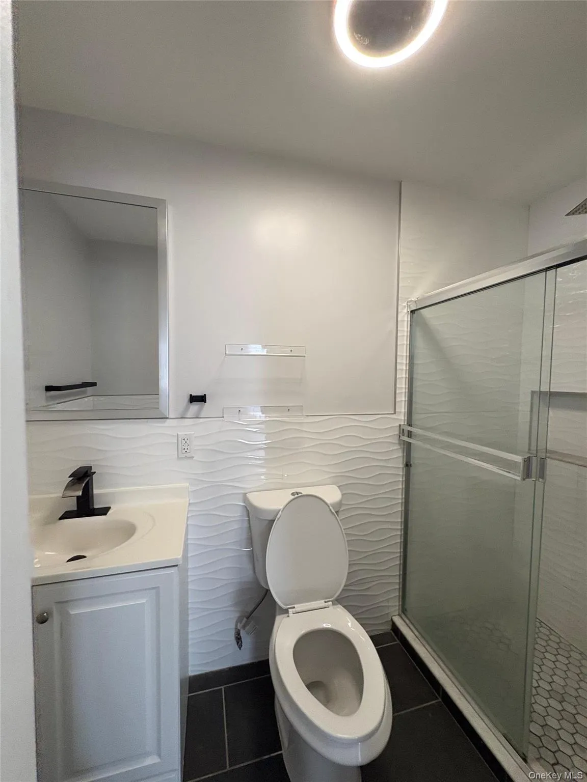 52-25 Van Dam Street, New York, NY, 1 Bedroom Bedrooms, 3 Rooms Rooms,1 BathroomBathrooms,Residential Lease,For Rent,Van Dam,0,989815 52-25 Van Dam Street, New York, NY, 1 Bedroom Bedrooms, 3 Rooms Rooms,1 BathroomBathrooms,Residential Lease,For Rent,Van Dam,0,989815