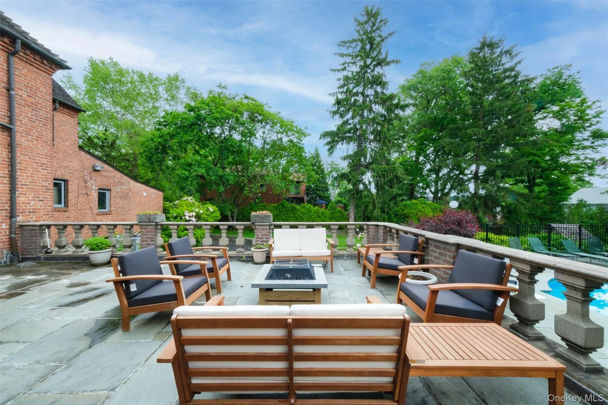 10 Ridge Place, Pelham, NY, 4 Bedrooms Bedrooms, 10 Rooms Rooms,3 BathroomsBathrooms,Residential Lease,For Rent,Ridge,0,989827 10 Ridge Place, Pelham, NY, 4 Bedrooms Bedrooms, 10 Rooms Rooms,3 BathroomsBathrooms,Residential Lease,For Rent,Ridge,0,989827