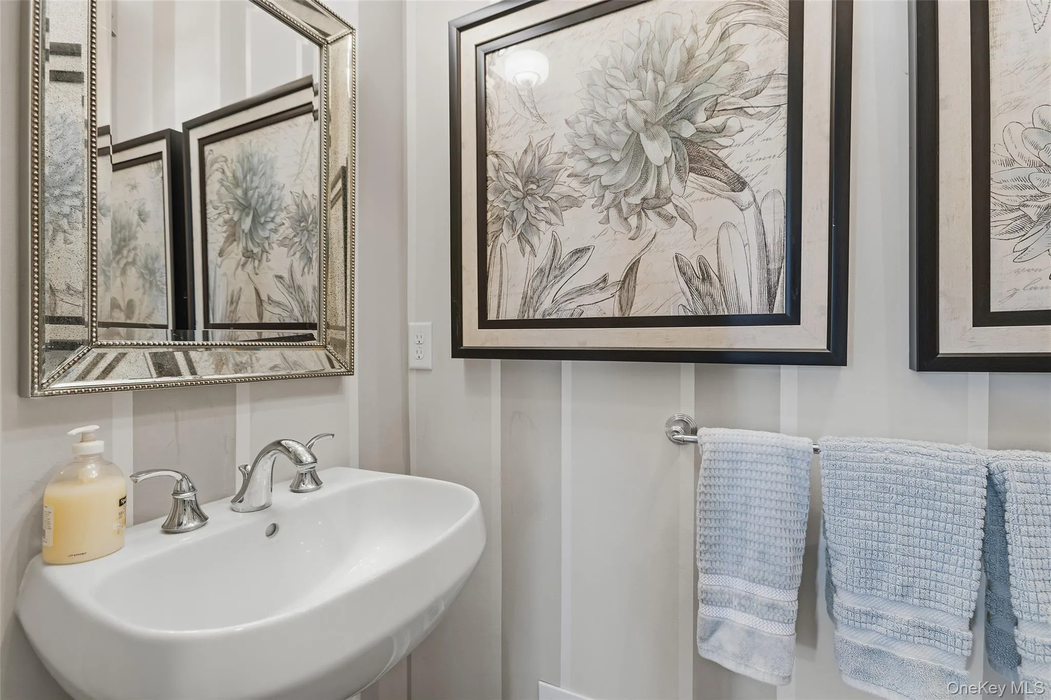 2 Avondale Lane, Wappinger, NY, 2 Bedrooms Bedrooms, 9 Rooms Rooms,2 BathroomsBathrooms,Residential,For Rent,Avondale,0,989831 2 Avondale Lane, Wappinger, NY, 2 Bedrooms Bedrooms, 9 Rooms Rooms,2 BathroomsBathrooms,Residential,For Rent,Avondale,0,989831