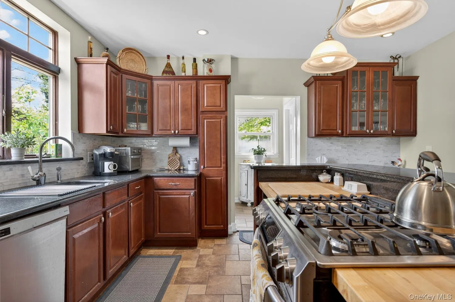 Kitchen with natural gas for cooking Kitchen with natural gas for cooking