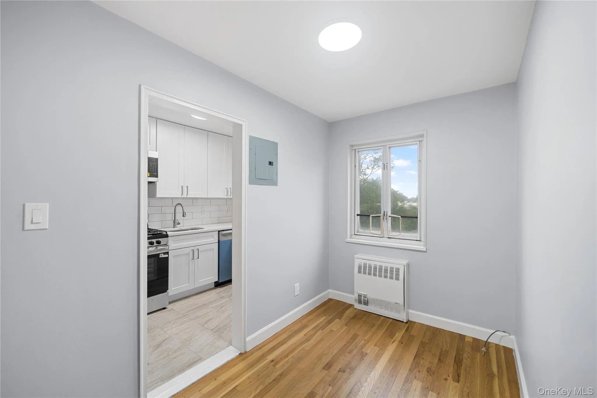 221-43 Manor Road, New York, NY, 2 Bedrooms Bedrooms, 4 Rooms Rooms,1 BathroomBathrooms,Residential,For Rent,Manor,0,989852 221-43 Manor Road, New York, NY, 2 Bedrooms Bedrooms, 4 Rooms Rooms,1 BathroomBathrooms,Residential,For Rent,Manor,0,989852