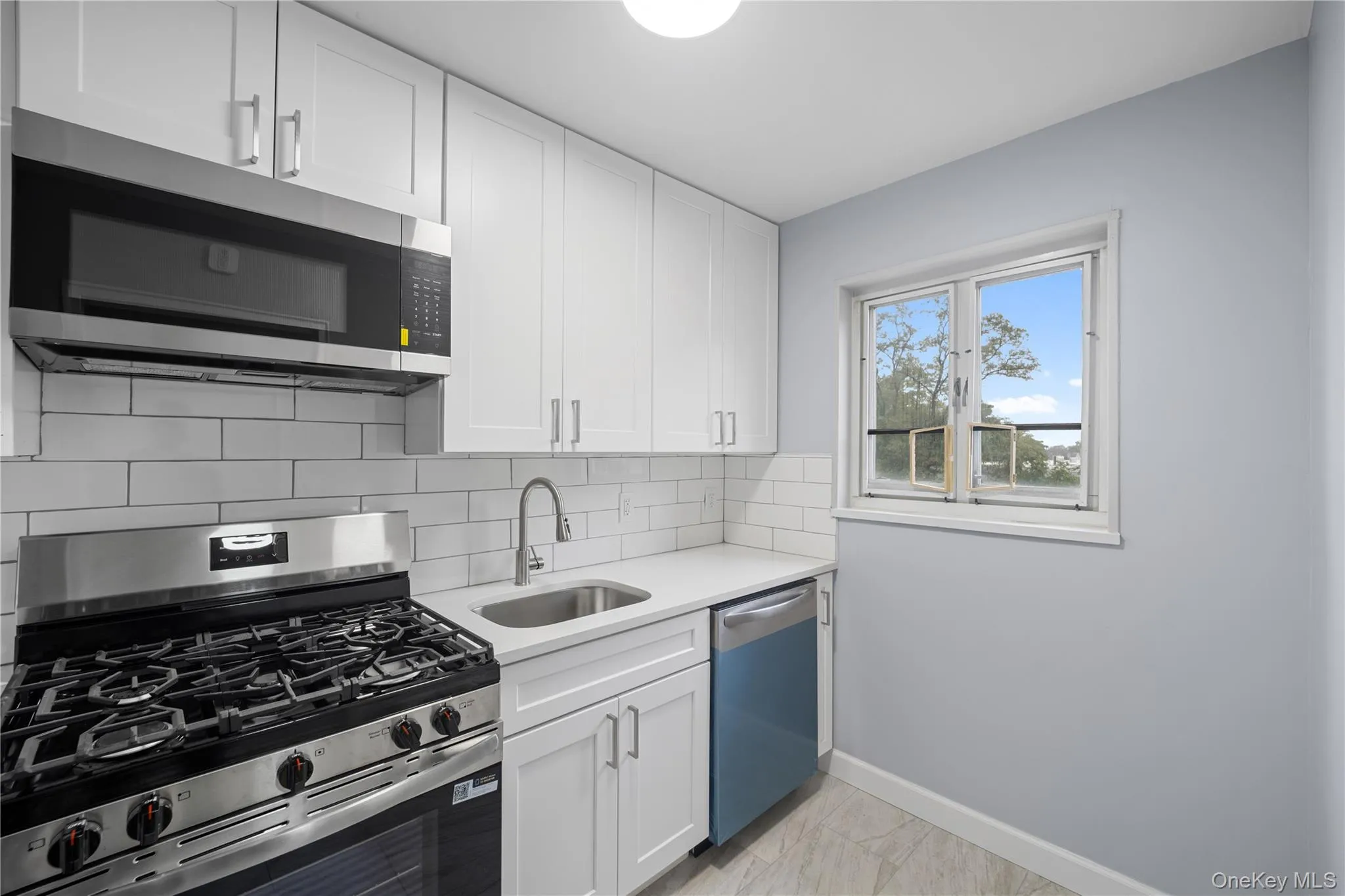 221-43 Manor Road, New York, NY, 2 Bedrooms Bedrooms, 4 Rooms Rooms,1 BathroomBathrooms,Residential,For Rent,Manor,0,989852 221-43 Manor Road, New York, NY, 2 Bedrooms Bedrooms, 4 Rooms Rooms,1 BathroomBathrooms,Residential,For Rent,Manor,0,989852