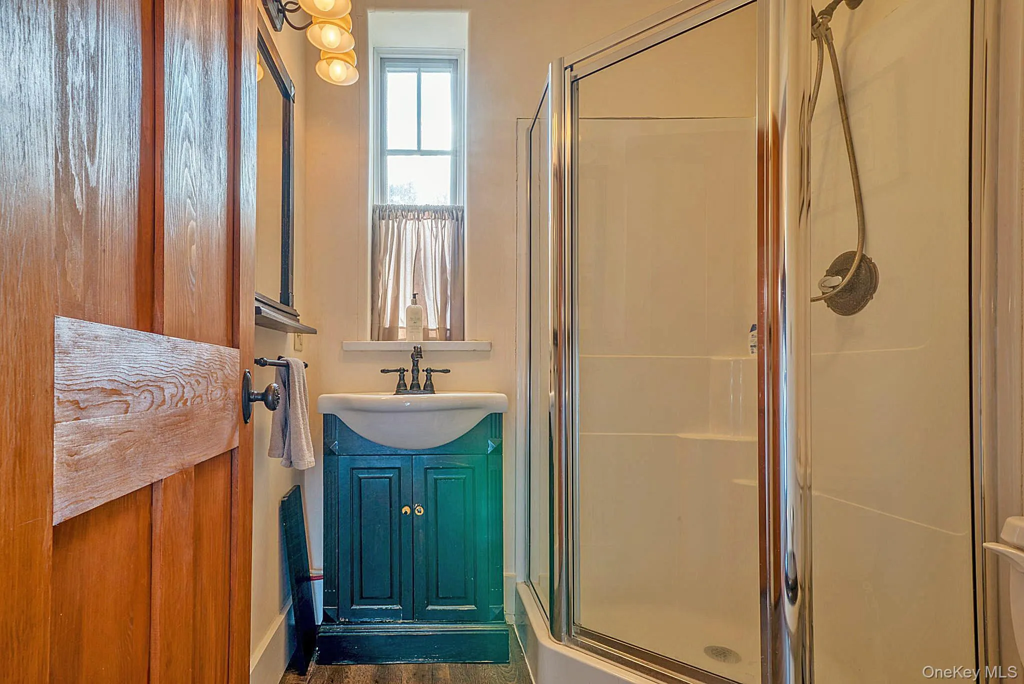 21 Ori's View Drive, Saugerties, NY, 4 Bedrooms Bedrooms, 12 Rooms Rooms,5 BathroomsBathrooms,Residential,For Rent,Ori's View,0,989855 21 Ori's View Drive, Saugerties, NY, 4 Bedrooms Bedrooms, 12 Rooms Rooms,5 BathroomsBathrooms,Residential,For Rent,Ori's View,0,989855